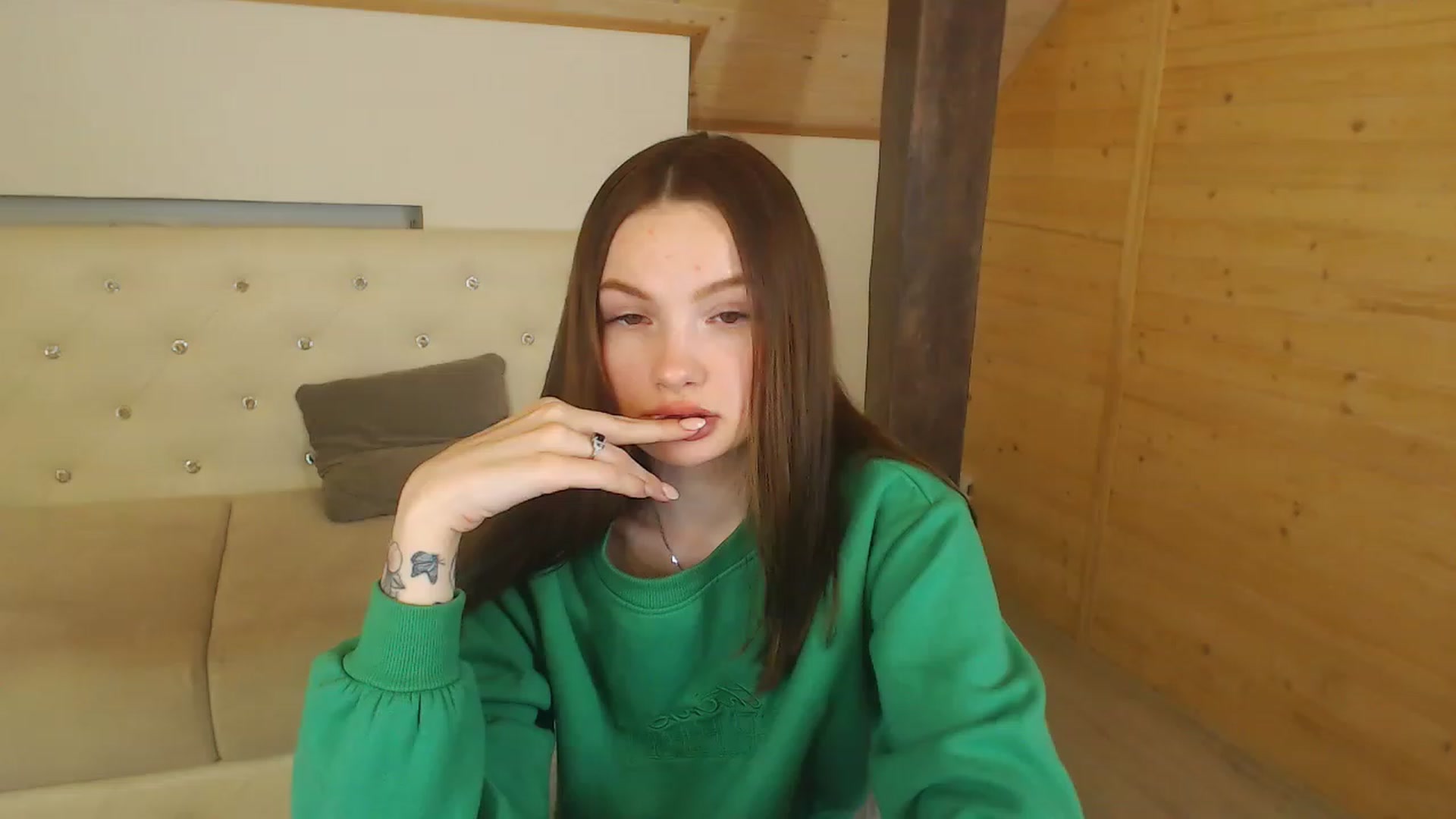 Gallery image thumbnail from wowsasha's myfreecams stream on, 01/30/2023, 21:03 image 17 of 20