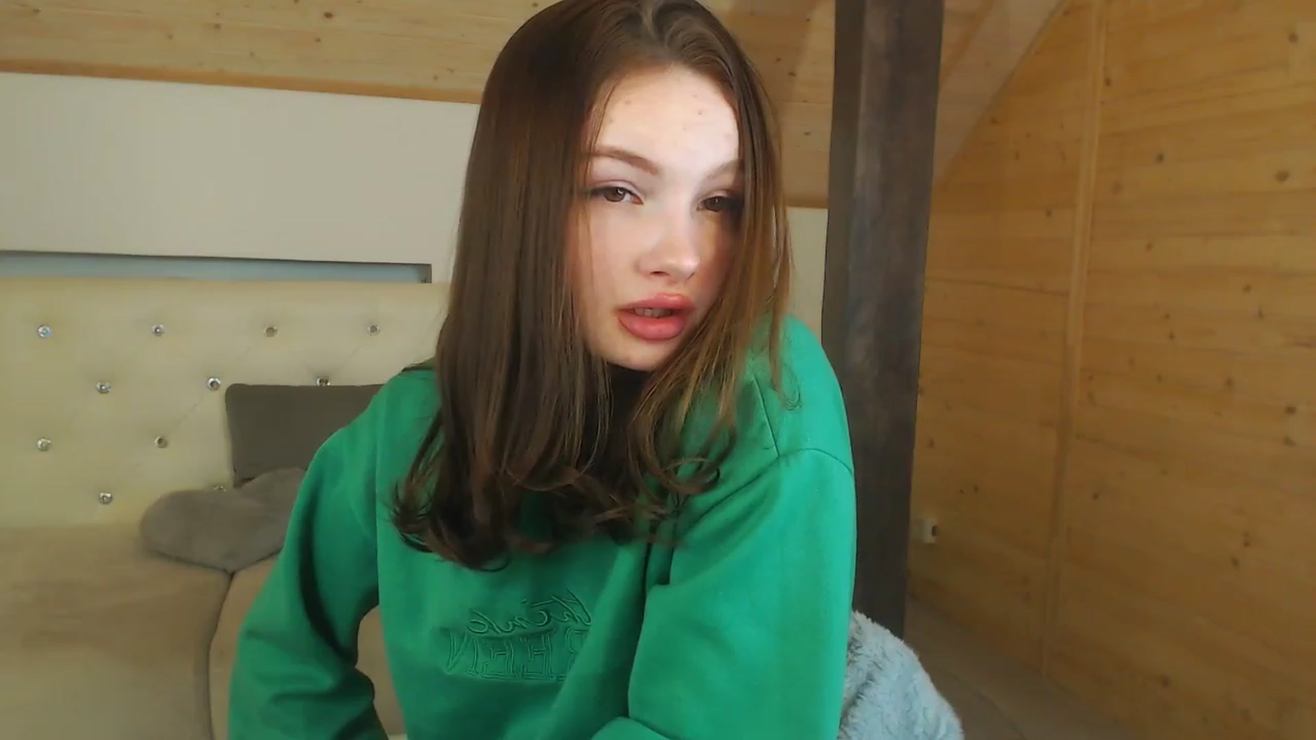 Gallery image thumbnail from wowsasha's myfreecams stream on, 02/06/2023, 20:32 image 20 of 20