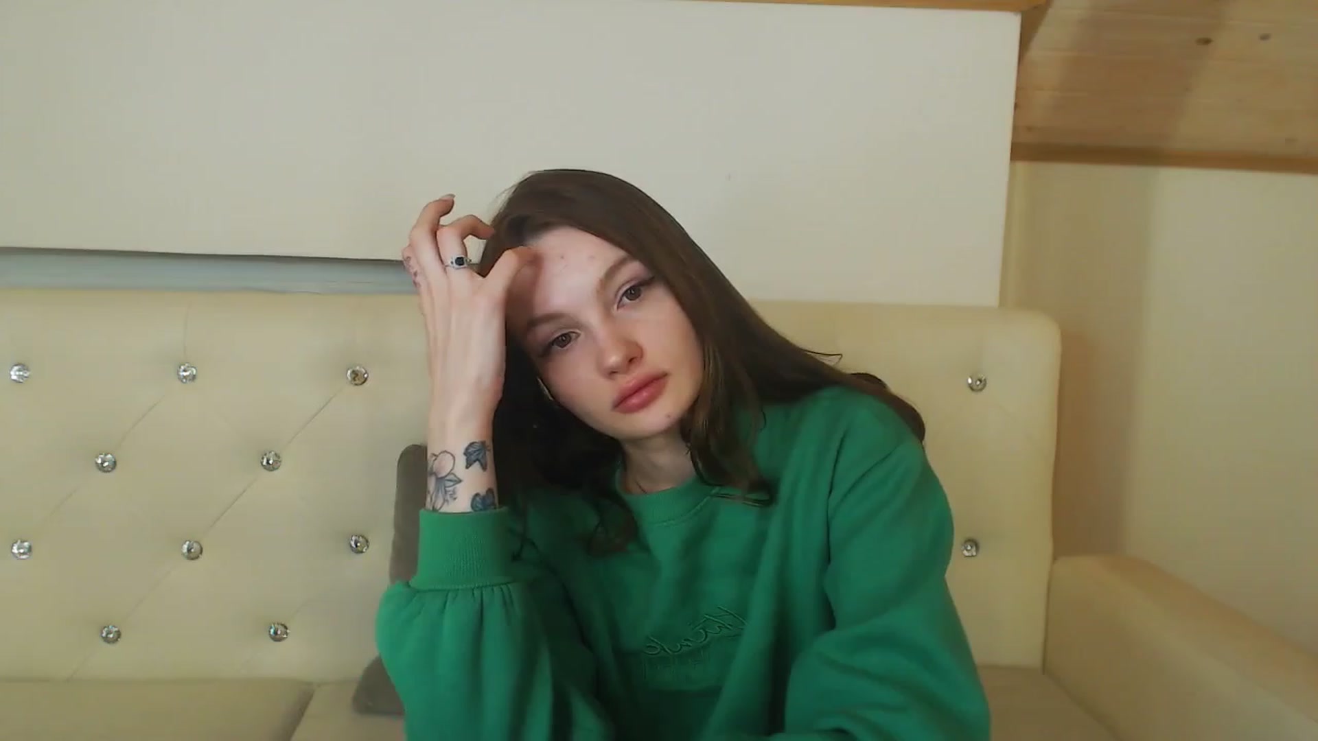 Gallery image thumbnail from wowsasha's myfreecams stream on, 02/06/2023, 23:01 image 8 of 20