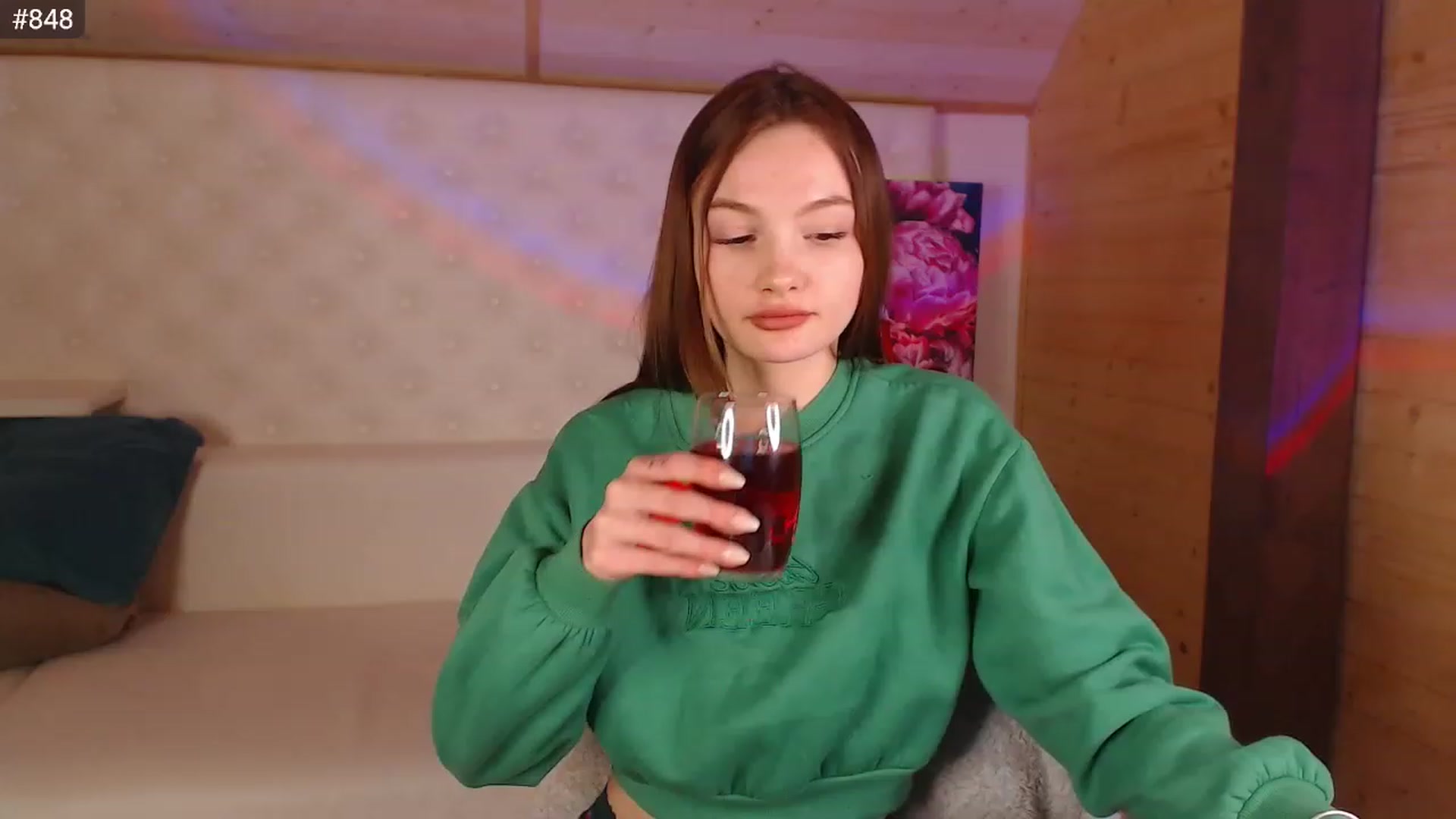 Gallery image thumbnail from wowsasha's myfreecams stream on, 02/13/2023, 17:52 image 7 of 20