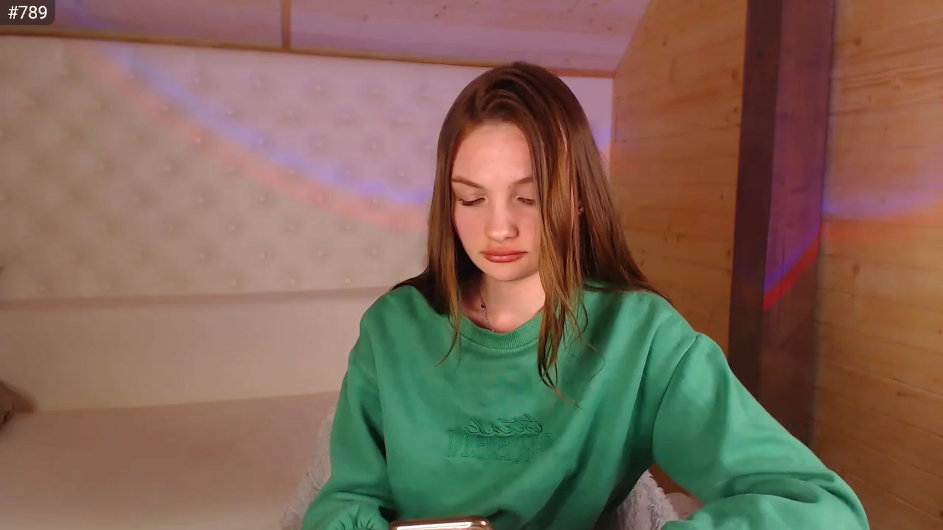 Gallery image thumbnail from wowsasha's myfreecams stream on, 02/13/2023, 18:59 image 18 of 20