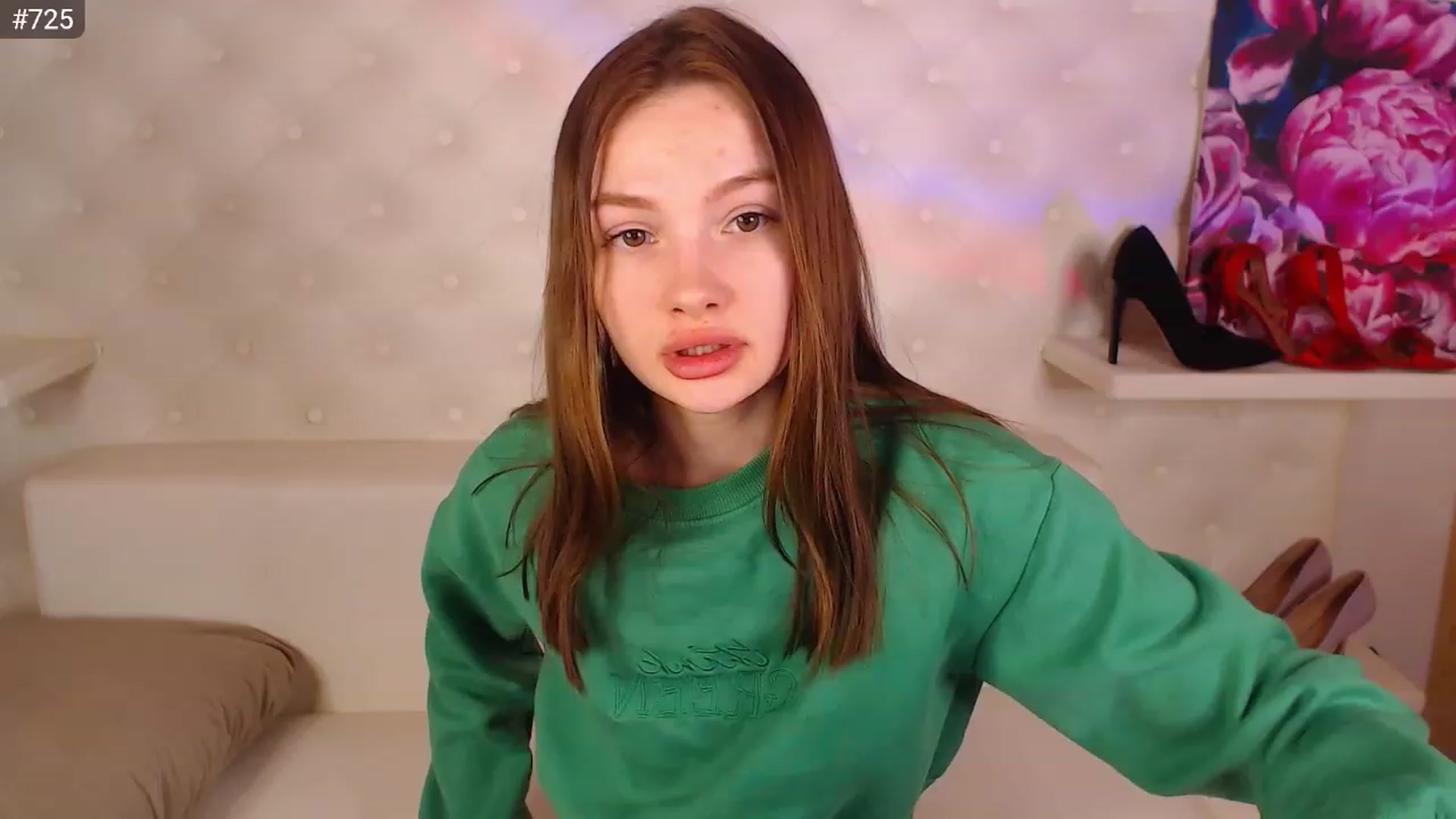 Gallery image thumbnail from wowsasha's myfreecams stream on, 02/13/2023, 21:14 image 6 of 20