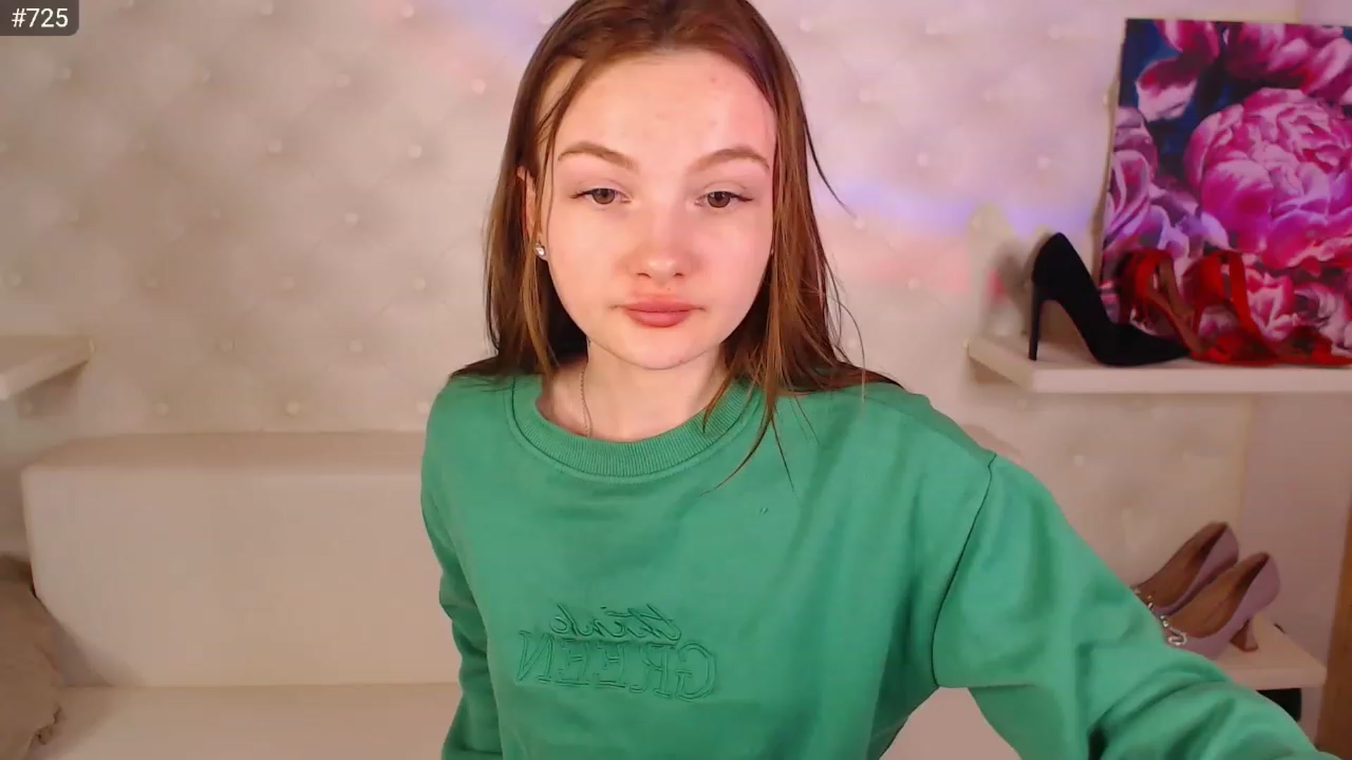 Gallery image thumbnail from wowsasha's myfreecams stream on, 02/13/2023, 21:14 image 3 of 20