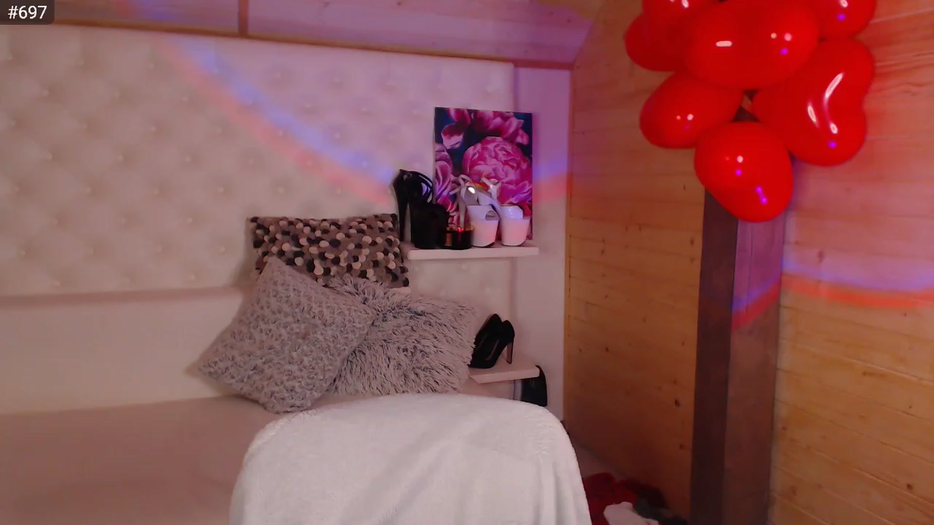 Gallery image thumbnail from wowsasha's myfreecams stream on, 02/14/2023, 19:06 image 18 of 20