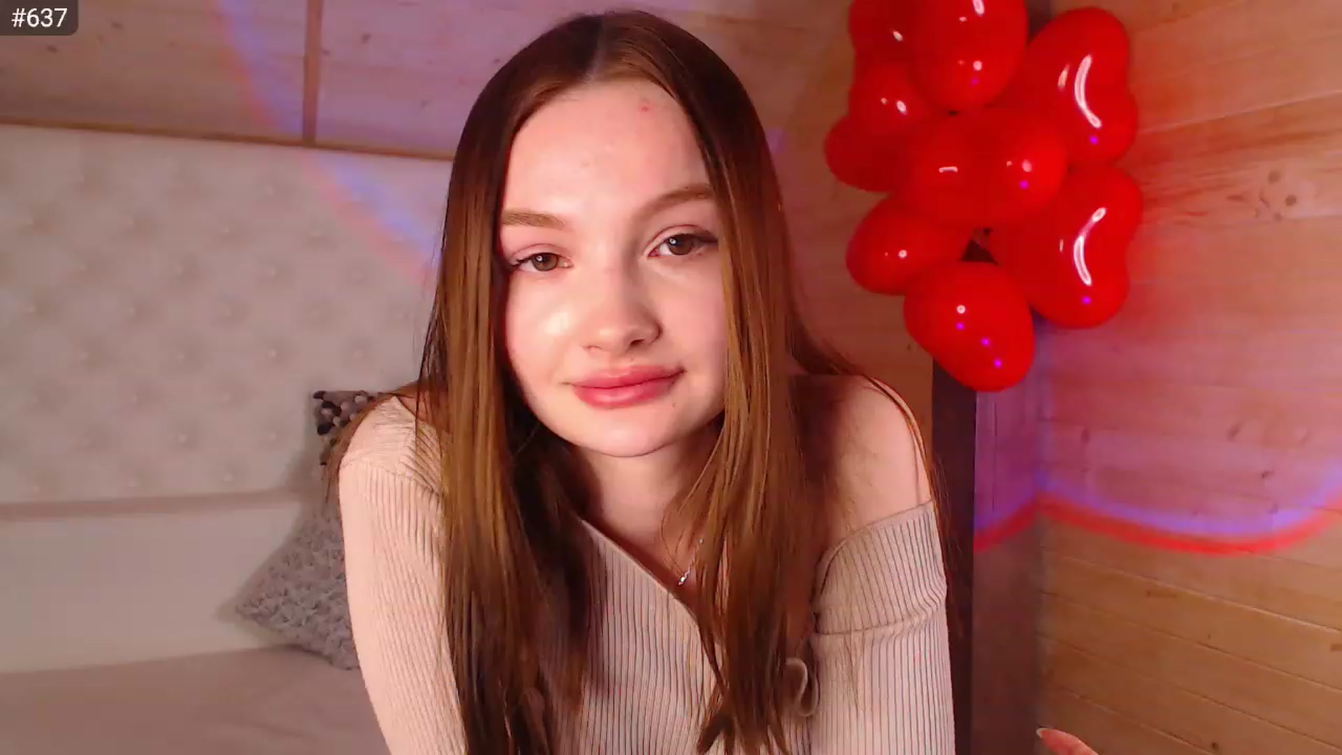 Gallery image thumbnail from wowsasha's myfreecams stream on, 02/14/2023, 20:17 image 4 of 20