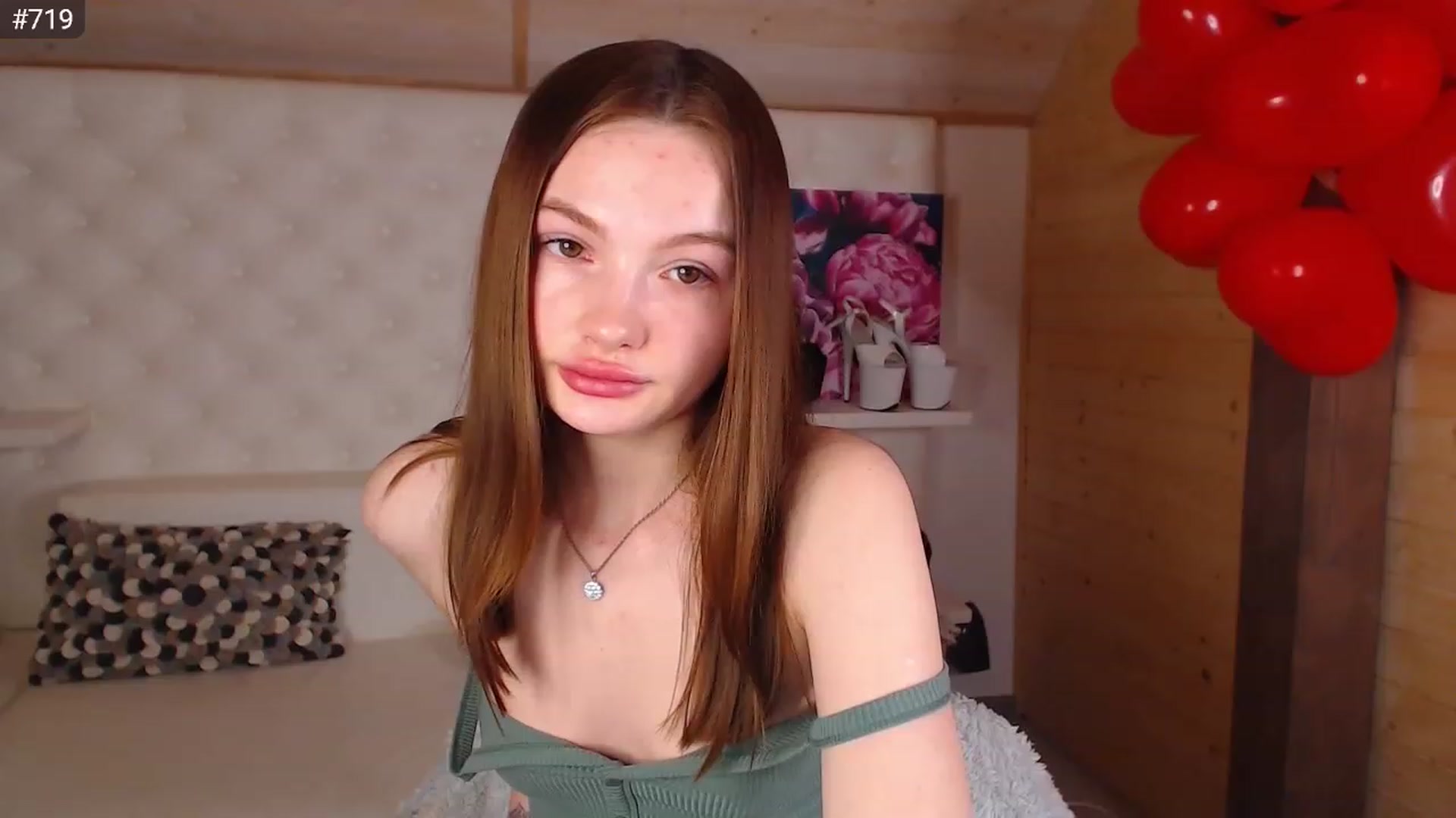Gallery image thumbnail from wowsasha's myfreecams stream on, 02/18/2023, 19:03 image 14 of 20