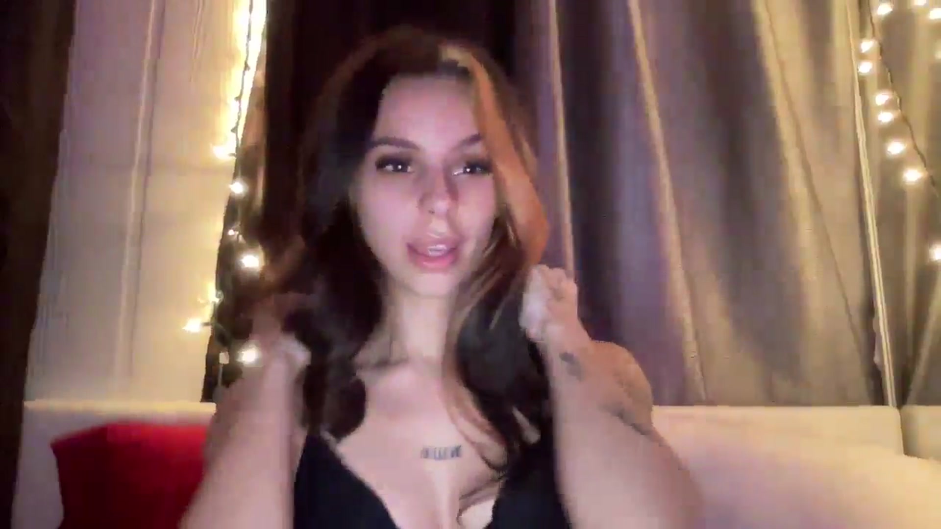 Gallery image thumbnail from wraithbennet's myfreecams stream on, 03/04/2025, 08:44 image 13 of 20