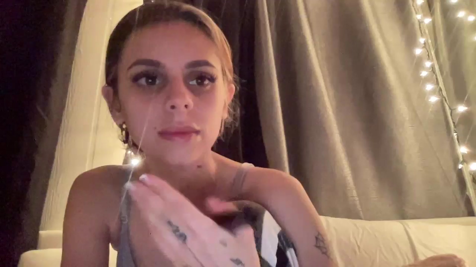 Gallery image thumbnail from wraithbennet's myfreecams stream on, 03/10/2025, 07:42 image 10 of 20
