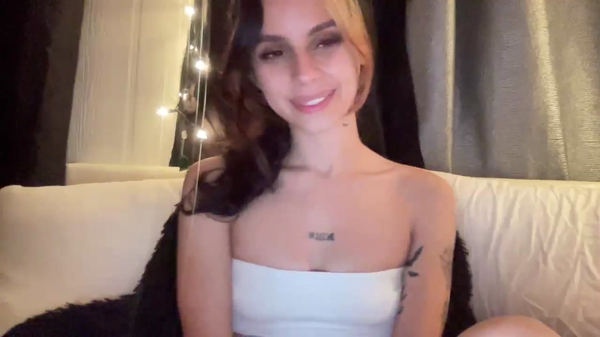 Gallery image thumbnail from wraithbennet's myfreecams stream on, 03/12/2025, 07:39 image 13 of 20