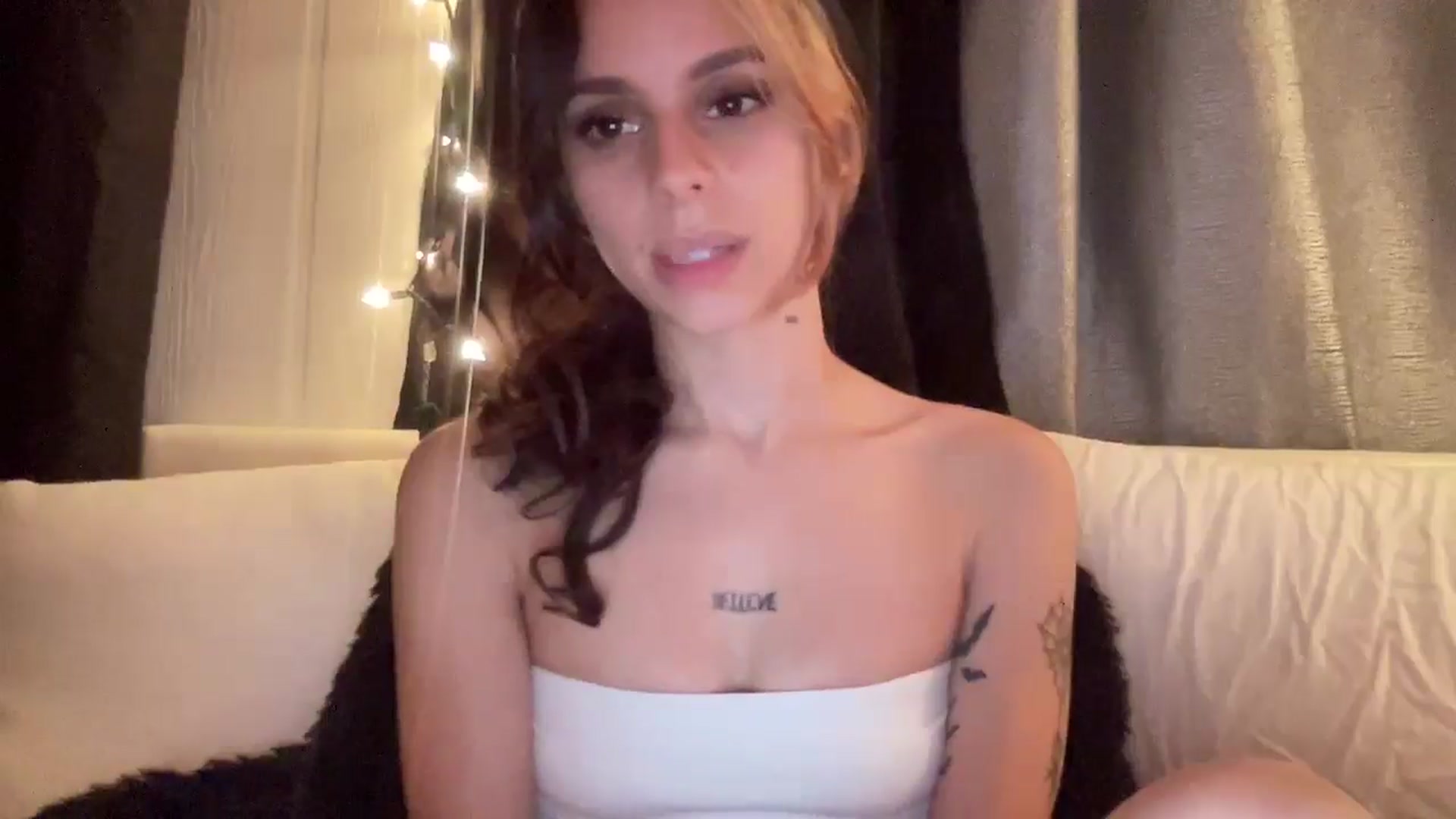 Gallery image thumbnail from wraithbennet's myfreecams stream on, 03/12/2025, 07:39 image 9 of 20