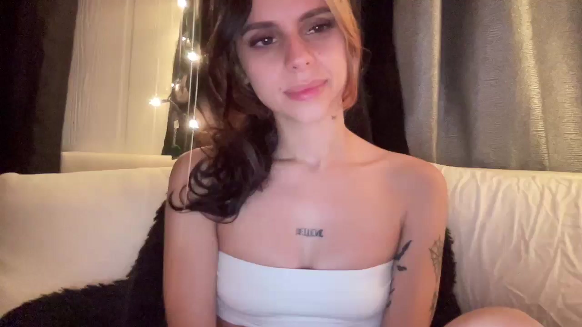 Gallery image thumbnail from wraithbennet's myfreecams stream on, 03/12/2025, 07:39 image 16 of 20
