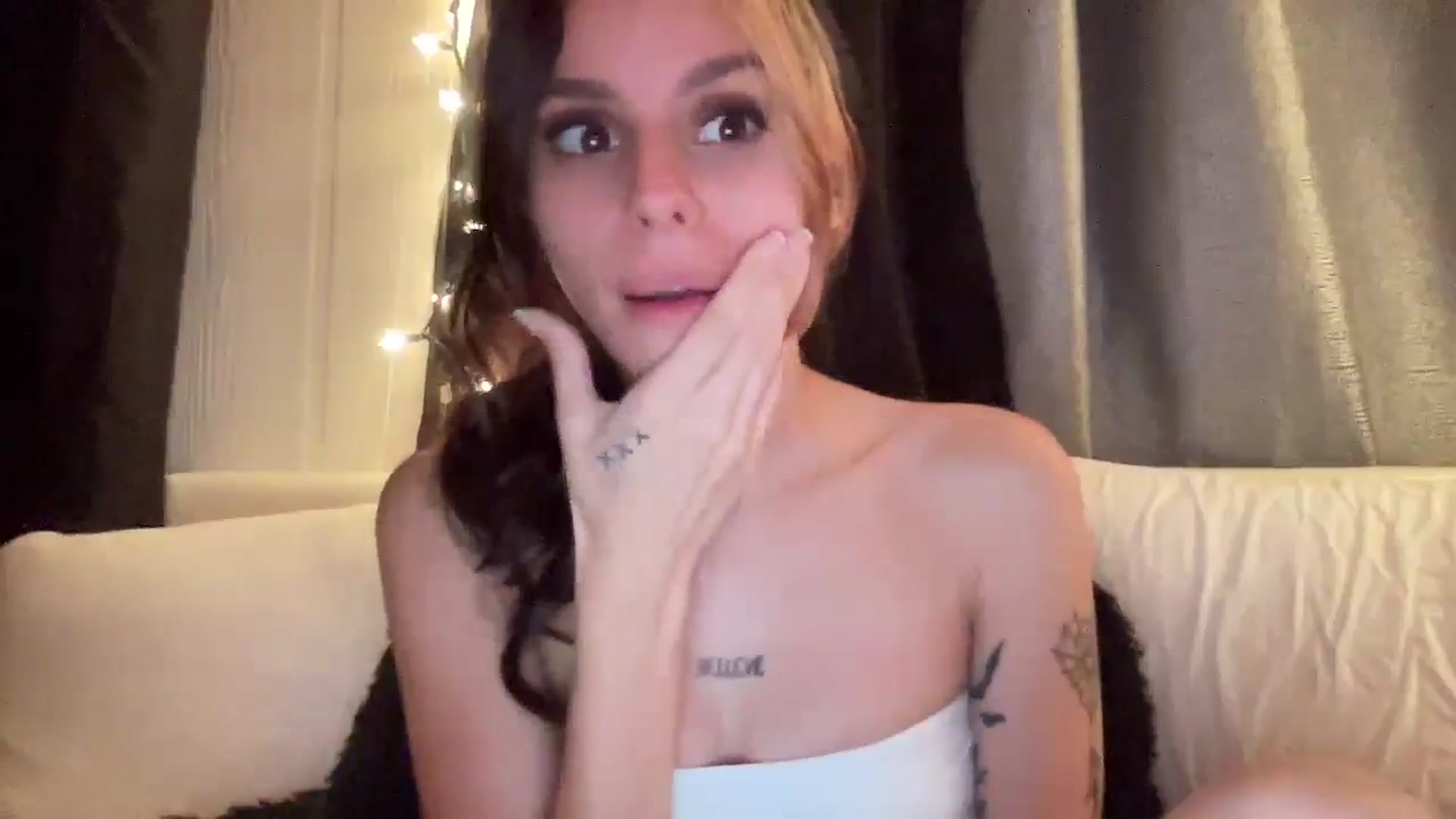 Gallery image thumbnail from wraithbennet's myfreecams stream on, 03/12/2025, 07:39 image 7 of 20