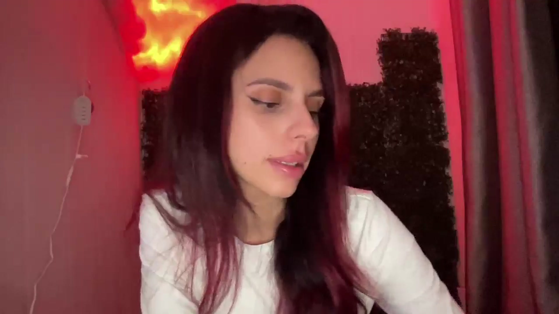 Gallery image thumbnail from wraithbennet's myfreecams stream on, 04/17/2025, 04:23 image 6 of 20