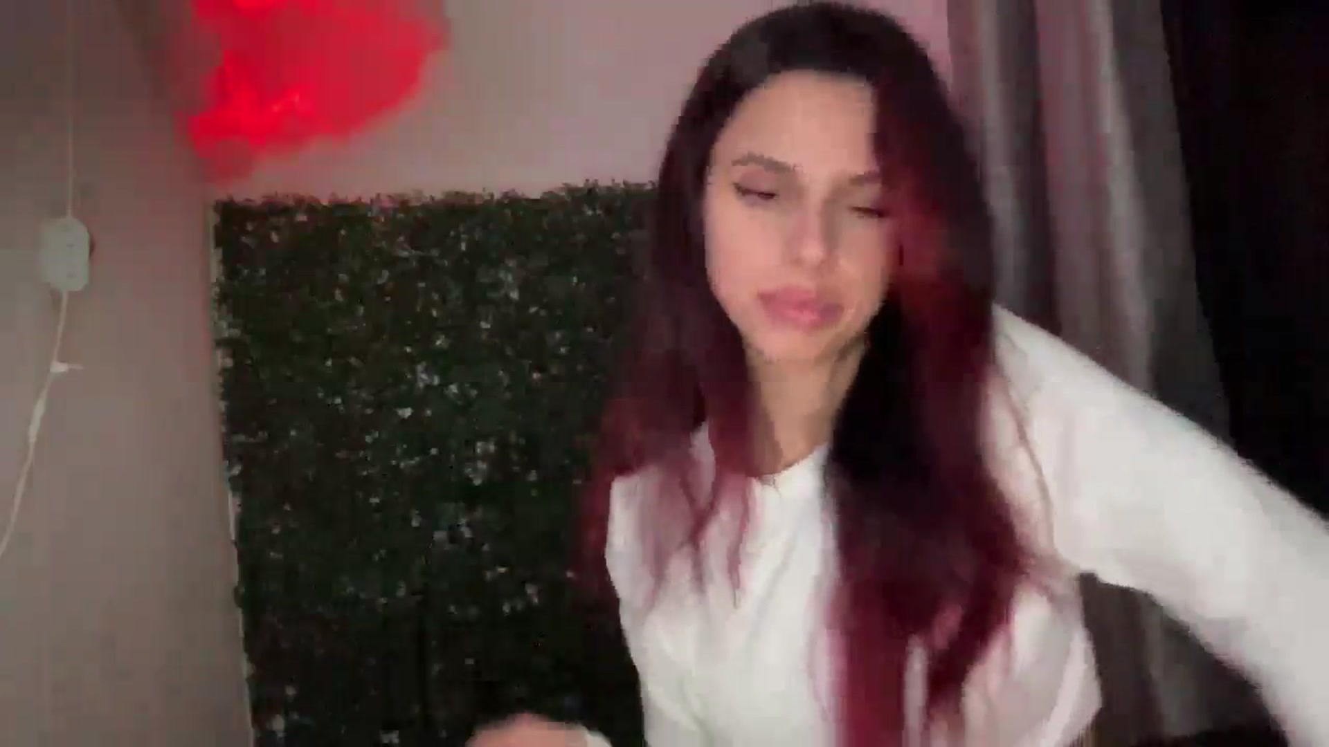 Gallery image thumbnail from wraithbennet's myfreecams stream on, 04/17/2025, 04:23 image 9 of 20
