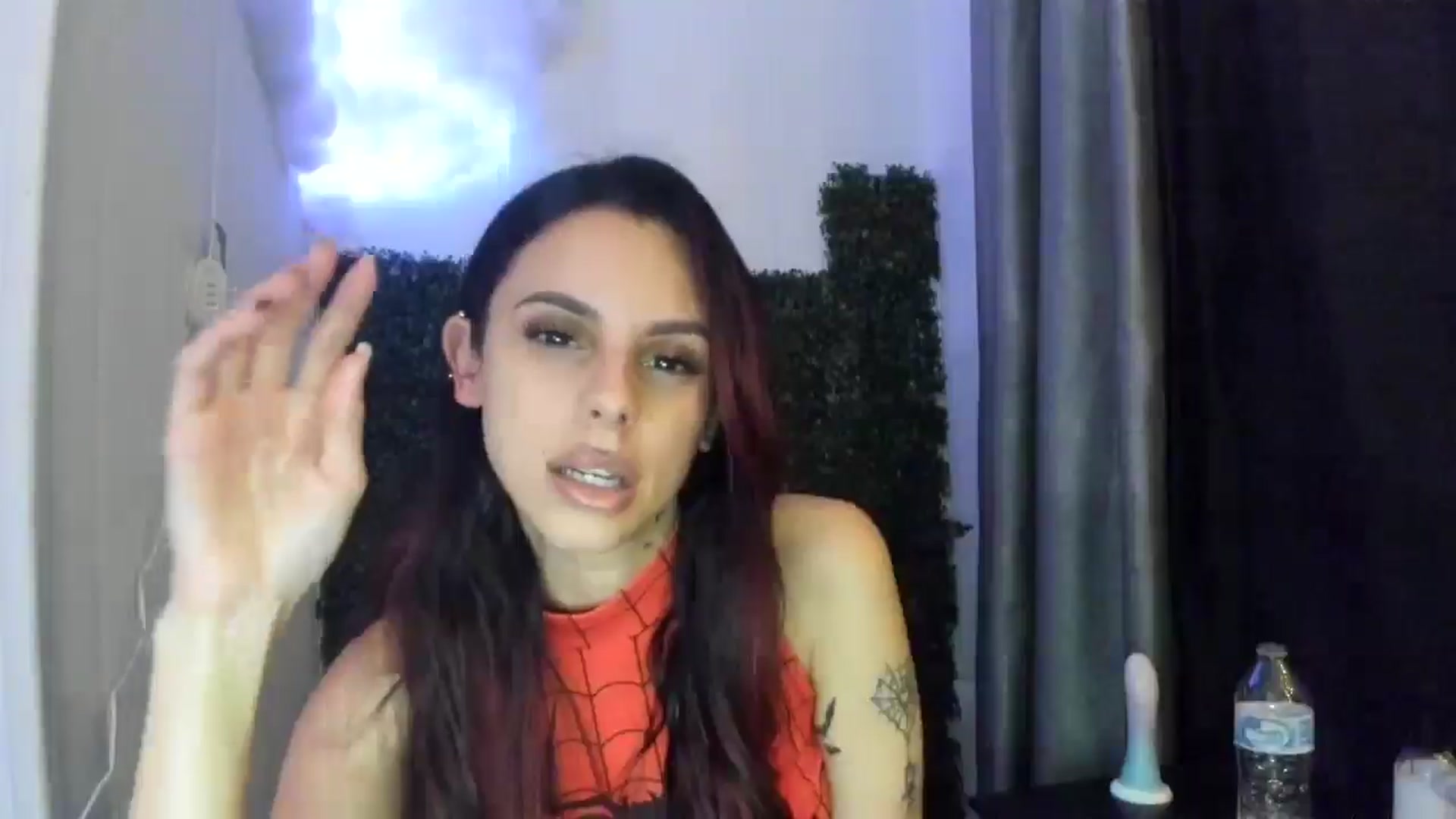 Gallery image thumbnail from wraithbennet's myfreecams stream on, 04/19/2025, 06:55 image 12 of 20