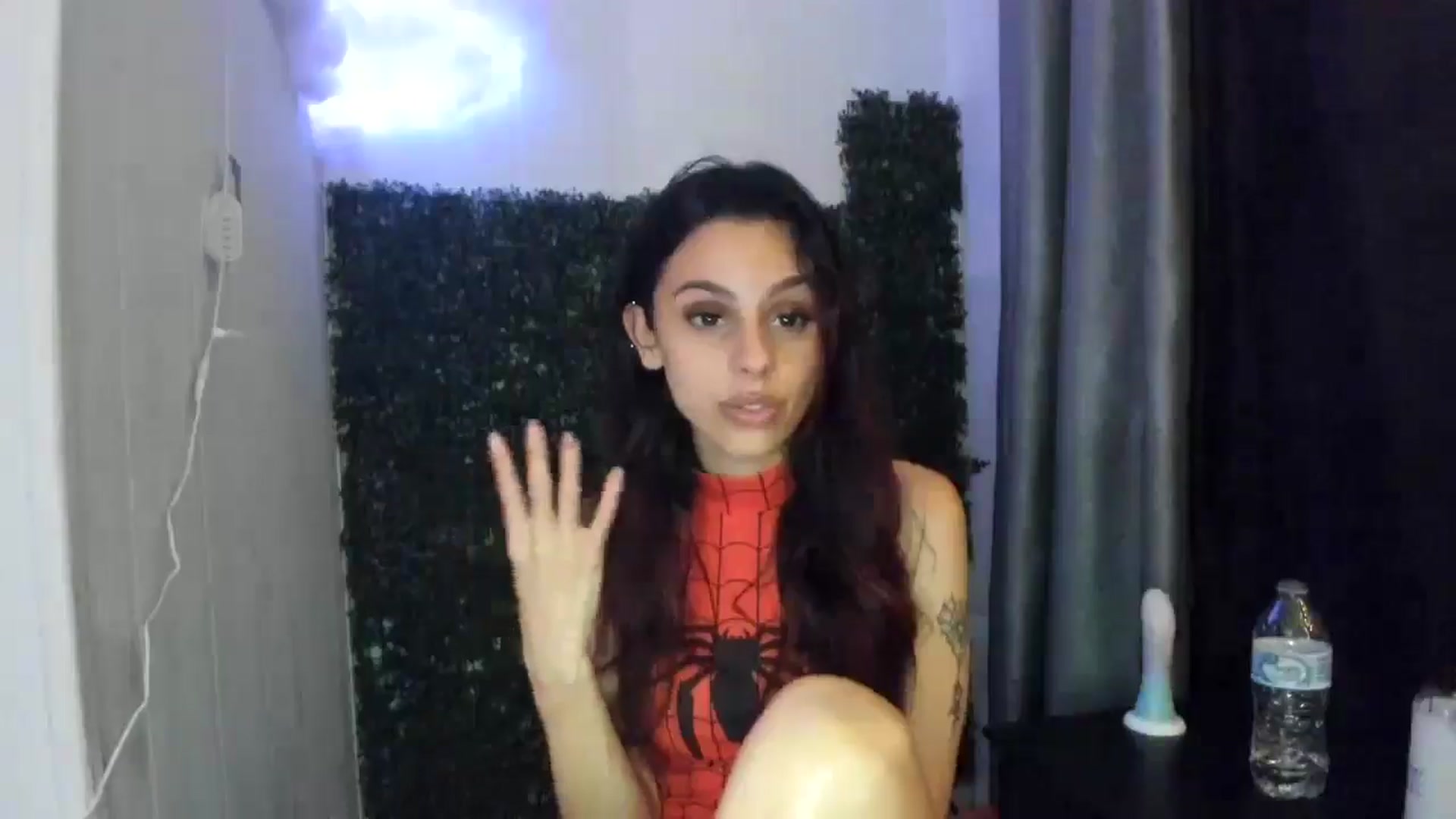 Gallery image thumbnail from wraithbennet's myfreecams stream on, 04/19/2025, 06:55 image 20 of 20