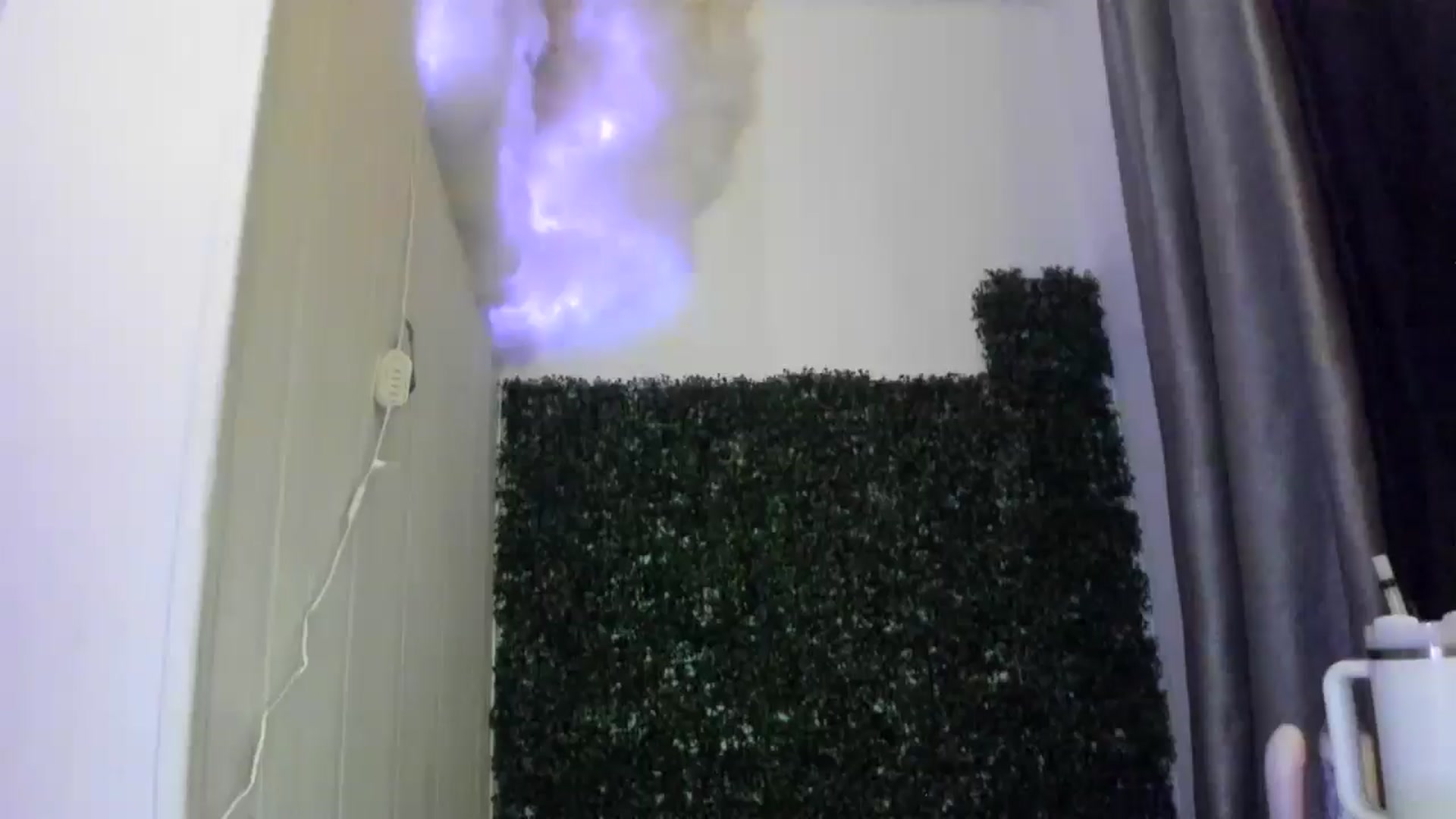 Gallery image thumbnail from wraithbennet's myfreecams stream on, 04/22/2025, 04:20 image 11 of 20
