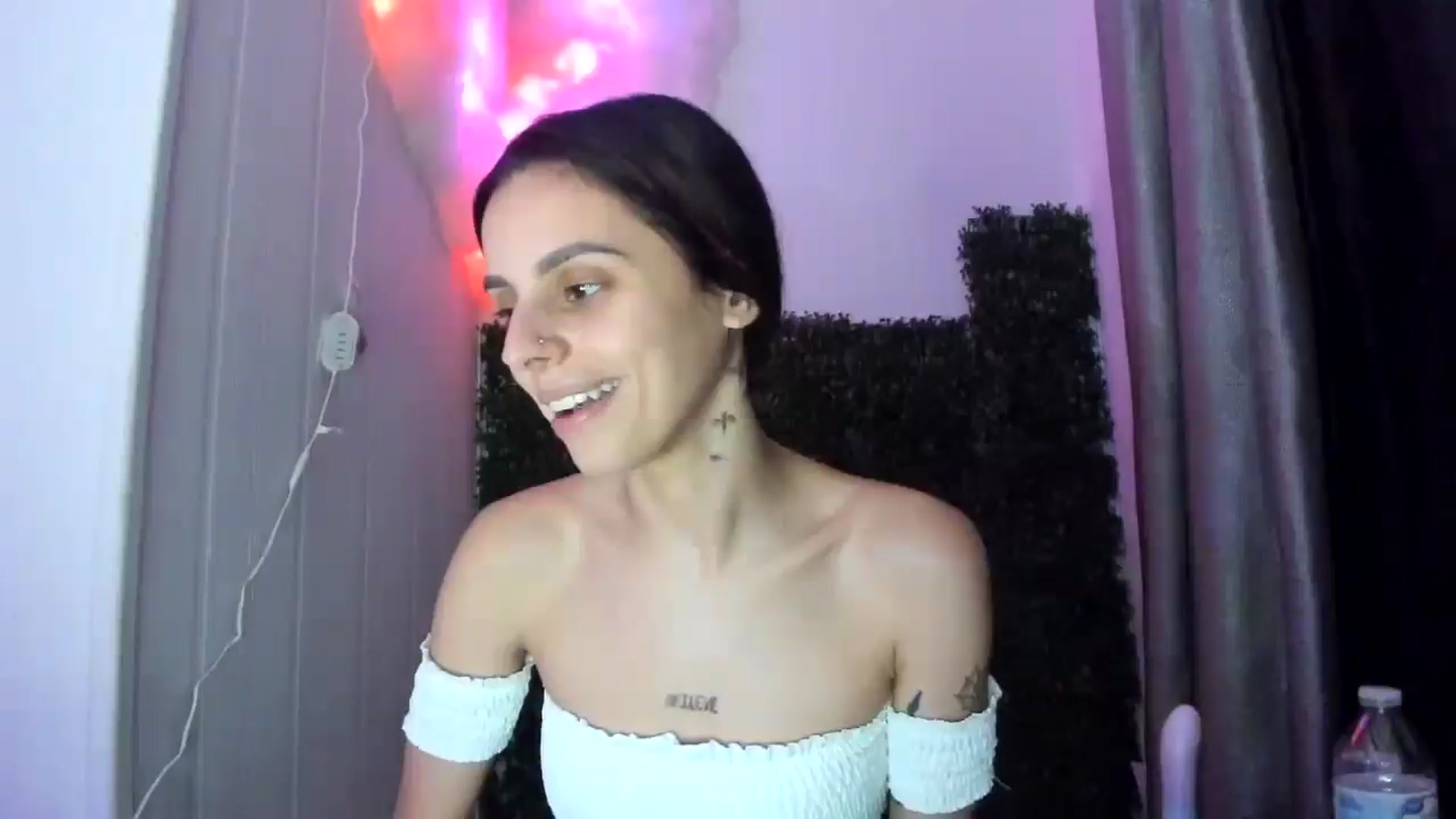 Gallery image thumbnail from wraithbennet's myfreecams stream on, 04/23/2025, 08:48 image 14 of 20