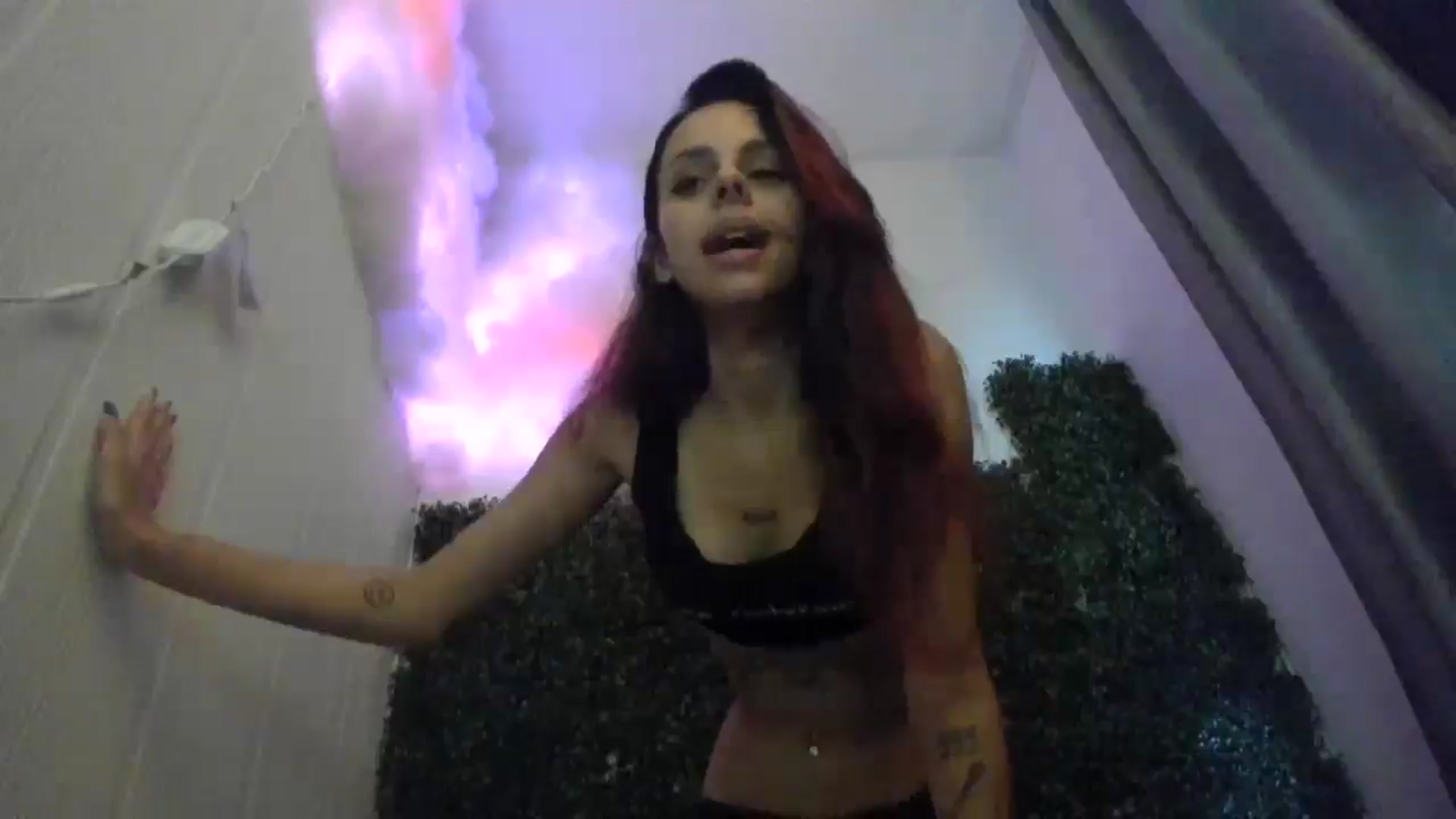 Gallery image thumbnail from wraithbennet's myfreecams stream on, 04/30/2025, 13:06 image 4 of 20