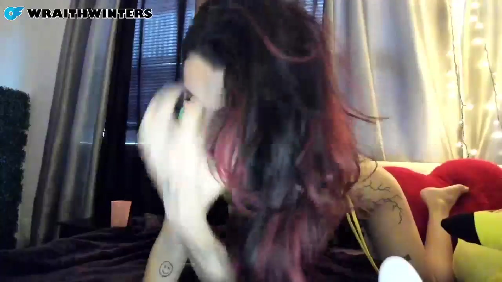Gallery image thumbnail from wraithbennet's myfreecams stream on, 05/03/2025, 16:43 image 2 of 20