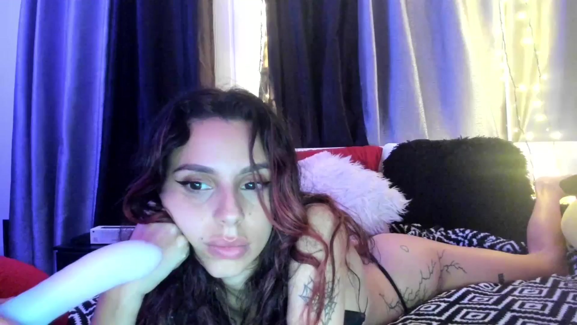 Gallery image thumbnail from wraithbennet's myfreecams stream on, 05/18/2025, 07:51 image 18 of 20