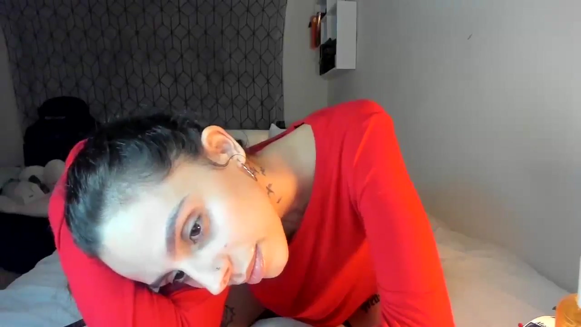 Gallery image thumbnail from wraithbennet's myfreecams stream on, 06/07/2025, 09:04 image 6 of 20