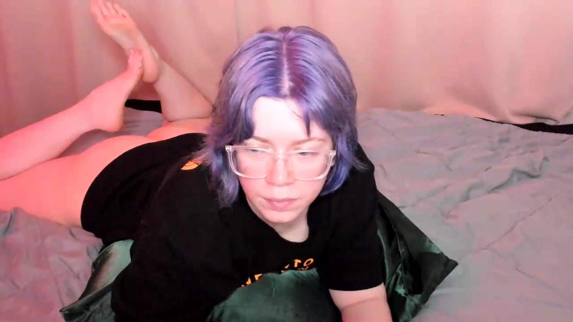 Gallery image thumbnail from wrong_room's myfreecams stream on, 06/28/2026, 12:44 image 16 of 20