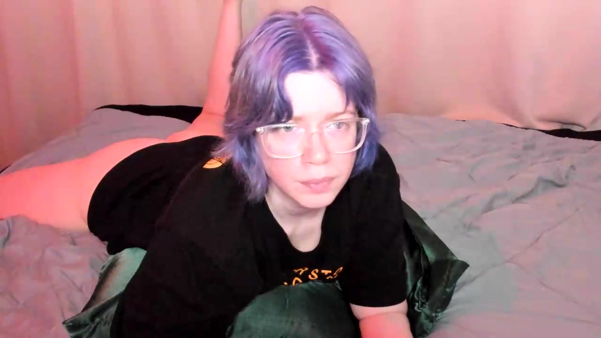 Gallery image thumbnail from wrong_room's myfreecams stream on, 06/28/2026, 12:44 image 5 of 20