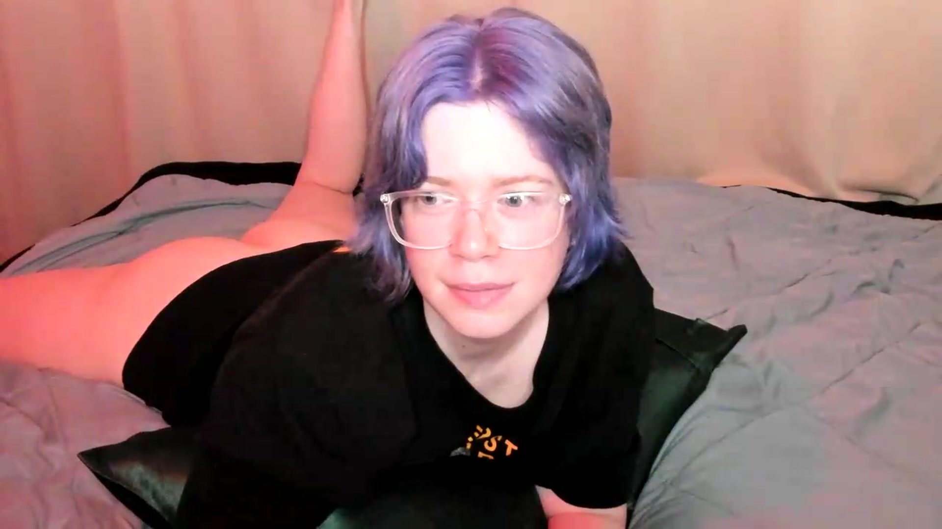 Gallery image thumbnail from wrong_room's myfreecams stream on, 06/28/2026, 13:45 image 8 of 20