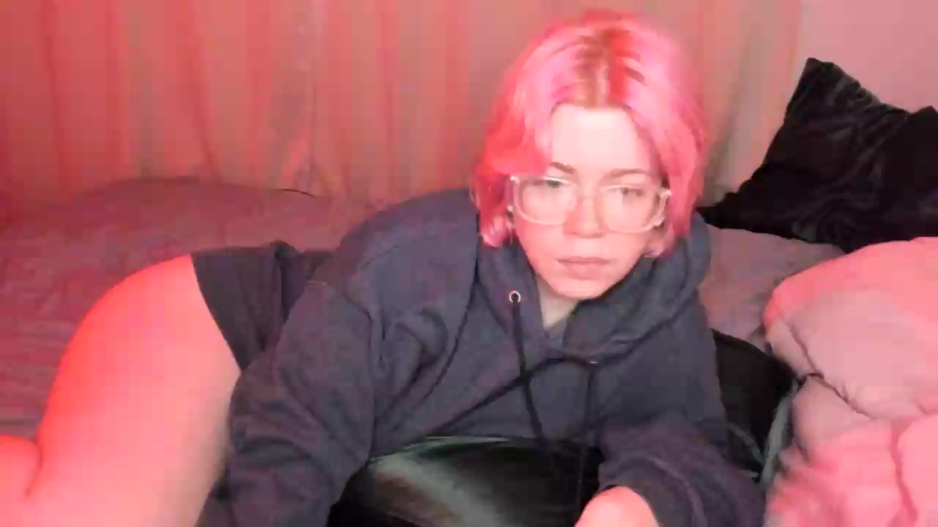 Gallery image thumbnail from wrong_room's myfreecams stream on, 09/12/2026, 16:13 image 1 of 20
