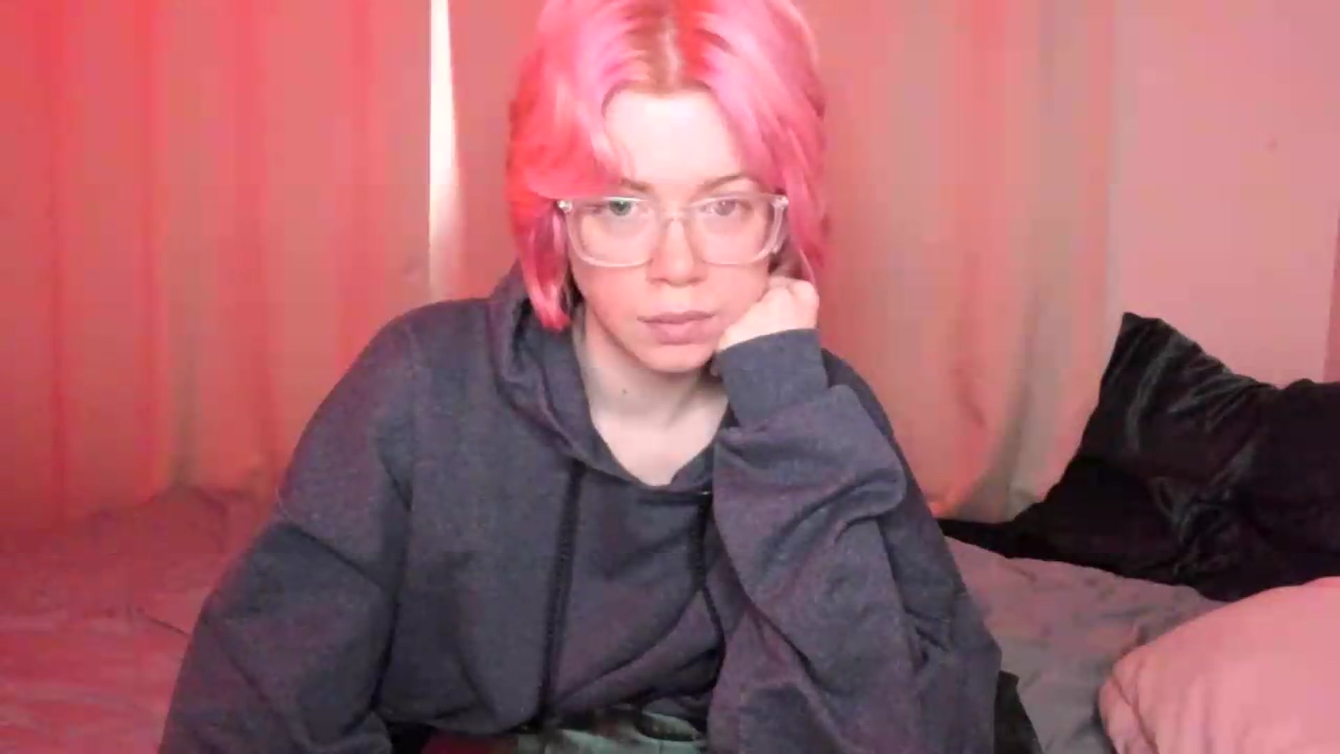 Gallery image thumbnail from wrong_room's myfreecams stream on, 09/12/2026, 16:13 image 10 of 20