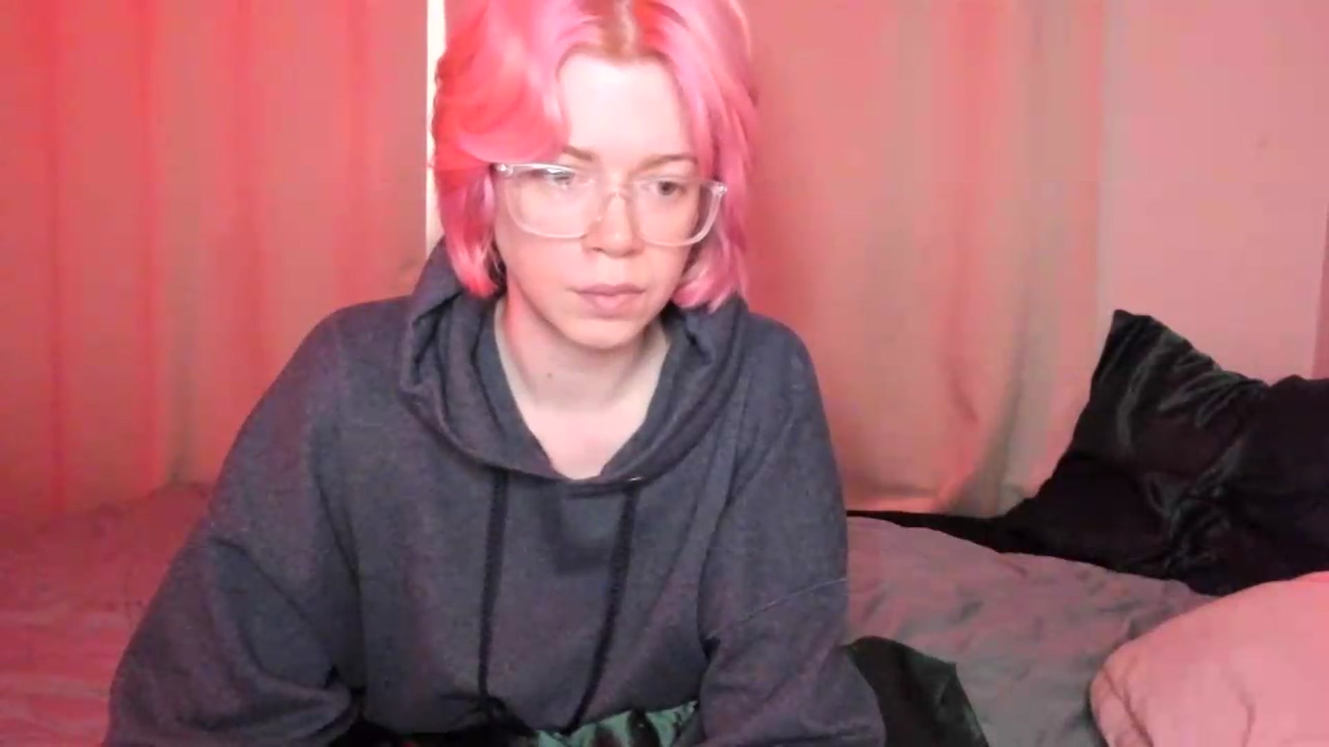 Gallery image thumbnail from wrong_room's myfreecams stream on, 09/12/2026, 16:13 image 12 of 20