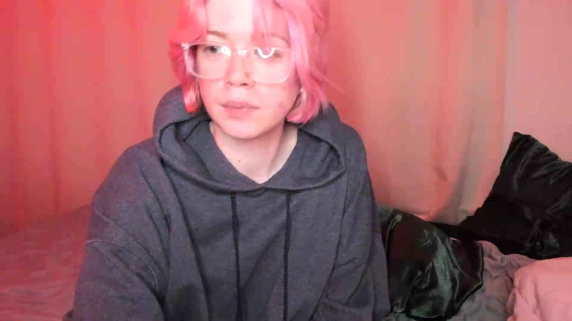 Gallery image thumbnail from wrong_room's myfreecams stream on, 09/12/2026, 17:58 image 3 of 20