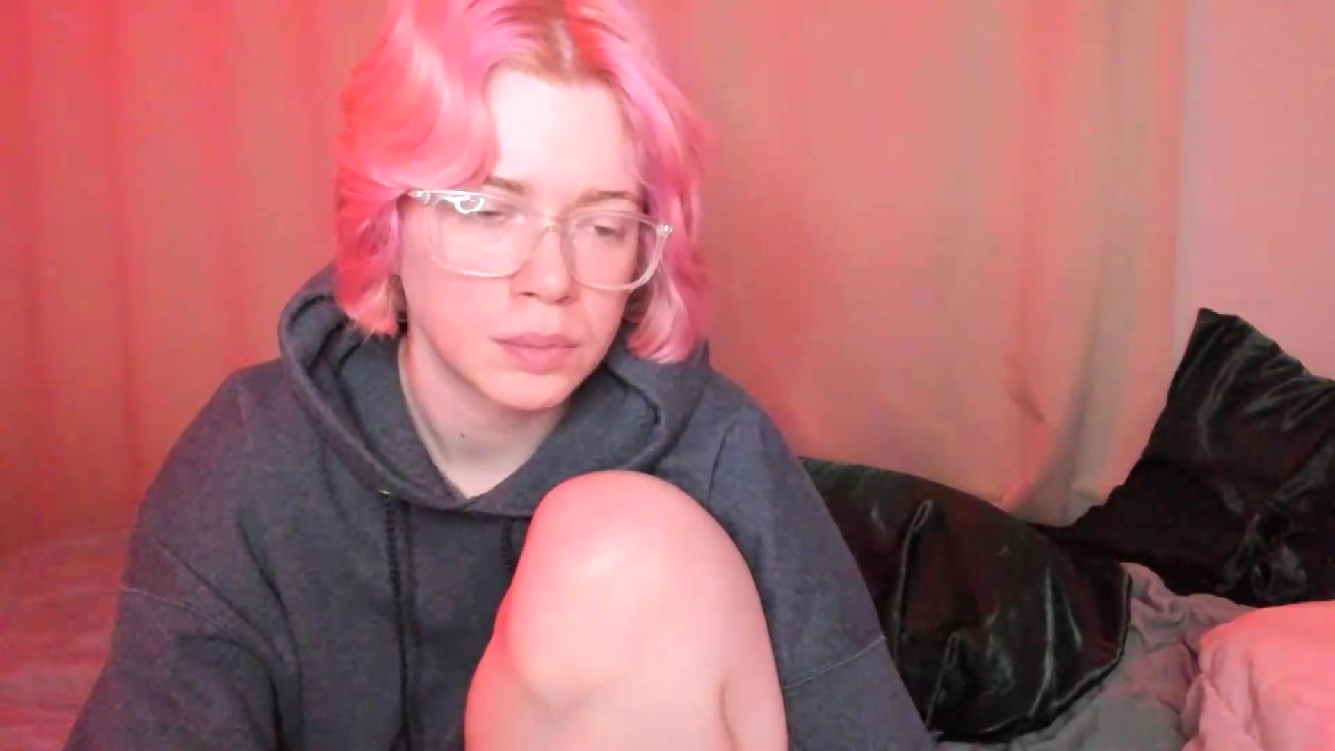 Gallery image thumbnail from wrong_room's myfreecams stream on, 09/12/2026, 17:58 image 6 of 20