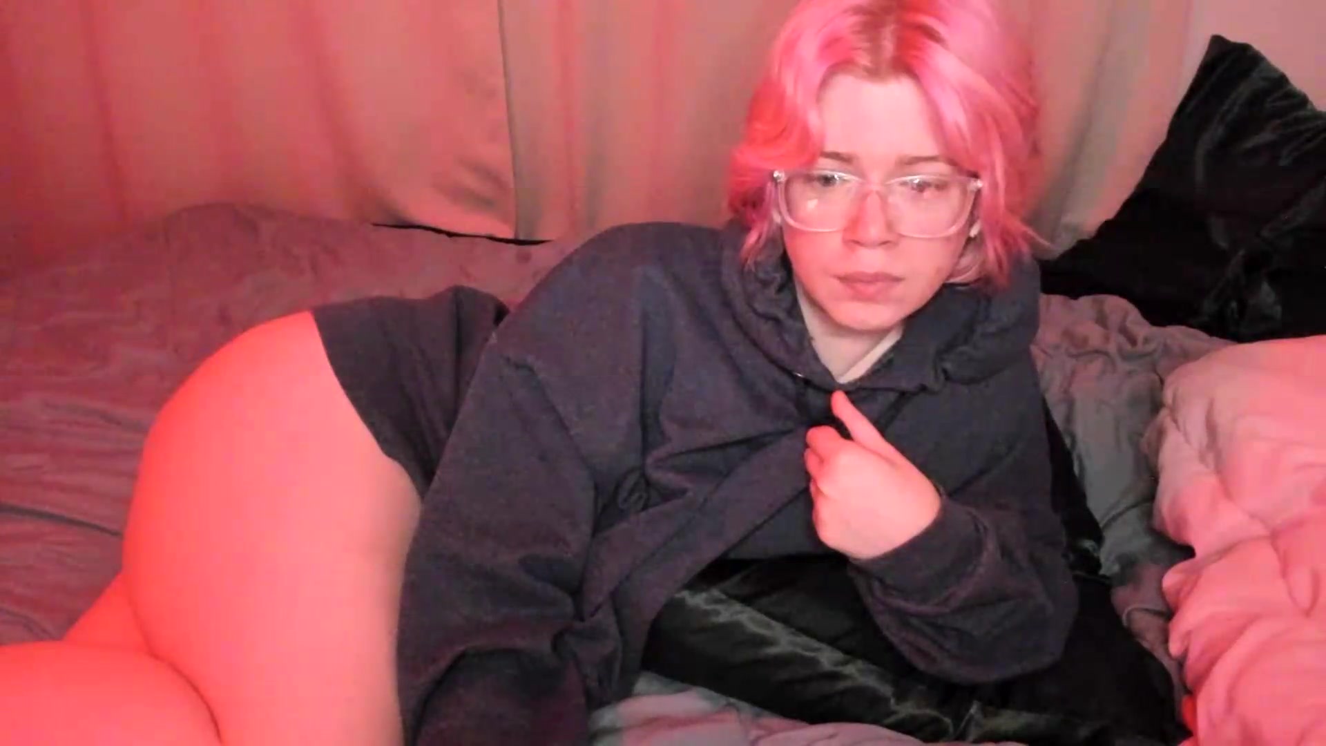 Gallery image thumbnail from wrong_room's myfreecams stream on, 09/12/2026, 17:58 image 13 of 20