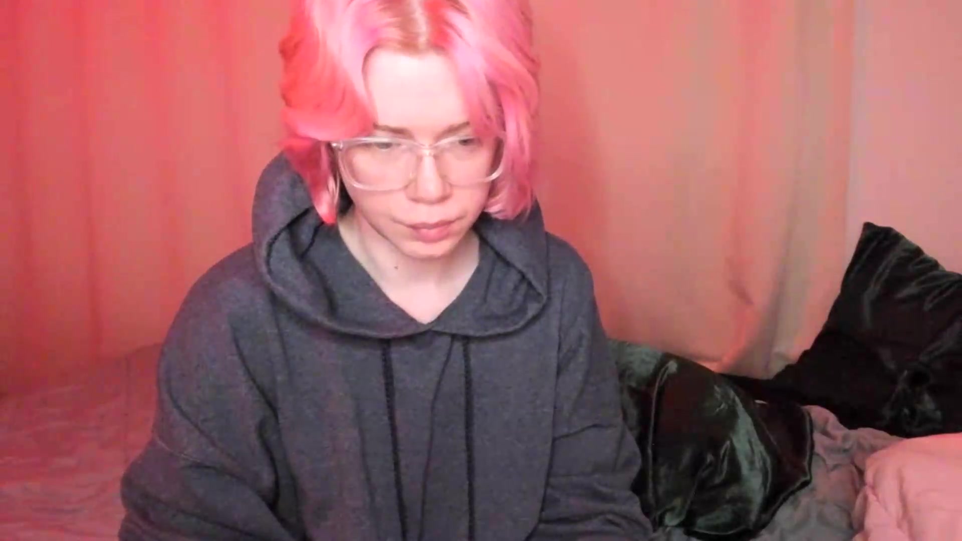 Gallery image thumbnail from wrong_room's myfreecams stream on, 09/12/2026, 17:58 image 2 of 20