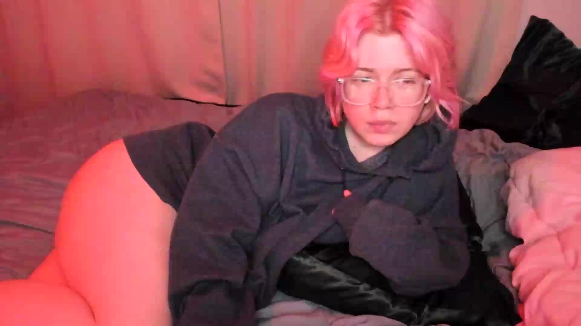 Gallery image thumbnail from wrong_room's myfreecams stream on, 09/12/2026, 17:58 image 10 of 20