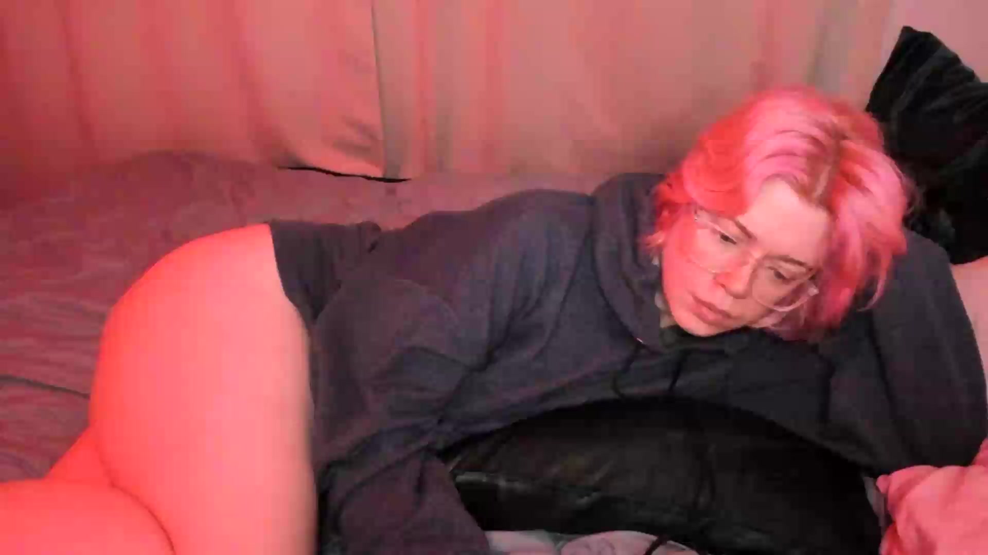 Gallery image thumbnail from wrong_room's myfreecams stream on, 09/12/2026, 17:58 image 17 of 20