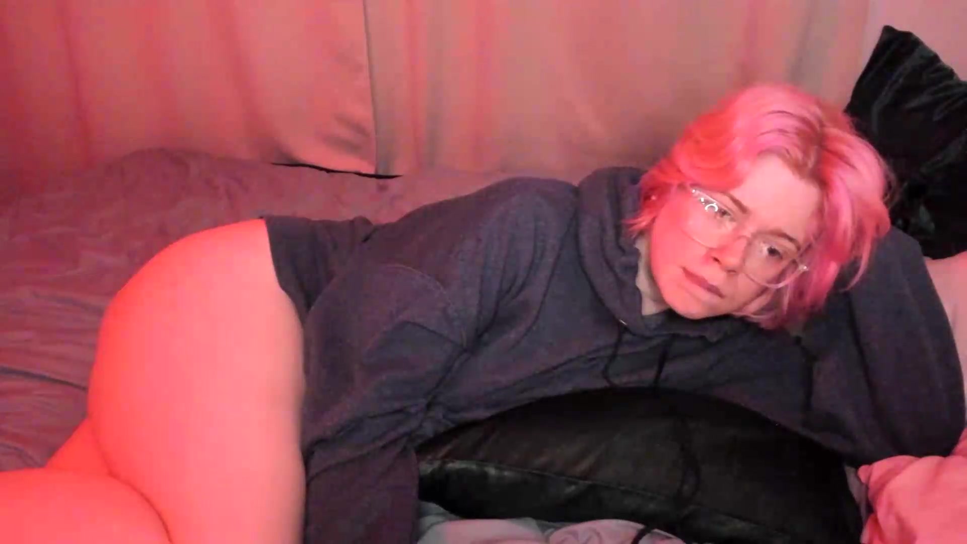 Gallery image thumbnail from wrong_room's myfreecams stream on, 09/12/2026, 17:58 image 16 of 20