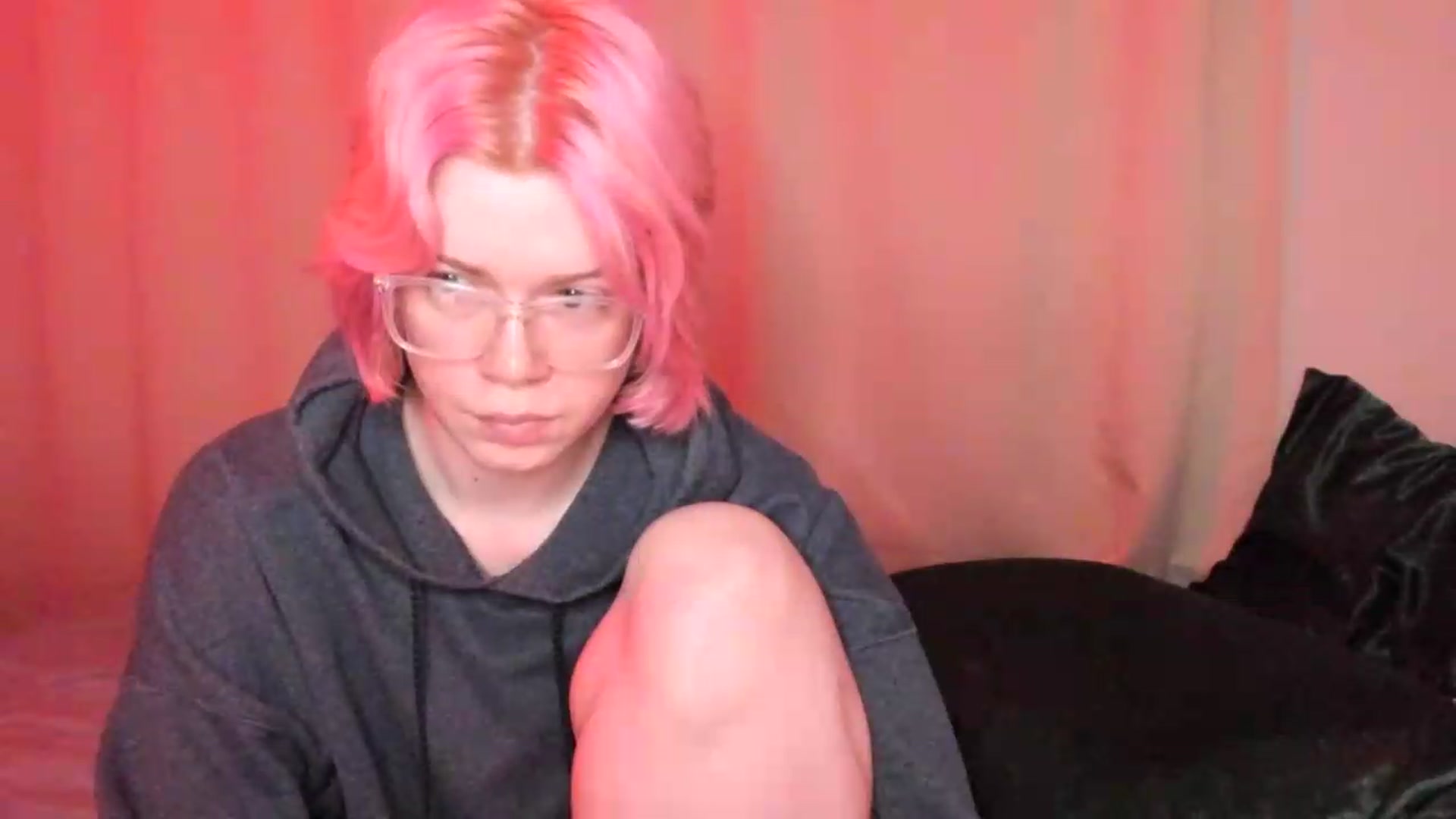 Gallery image thumbnail from wrong_room's myfreecams stream on, 09/12/2026, 18:26 image 7 of 20