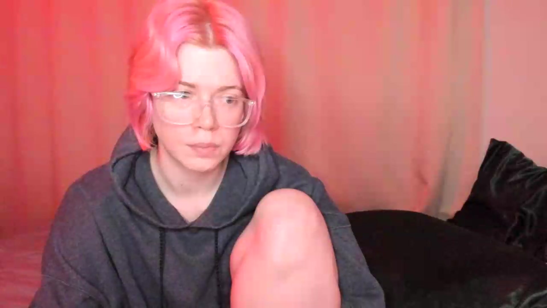 Gallery image thumbnail from wrong_room's myfreecams stream on, 09/12/2026, 18:26 image 3 of 20