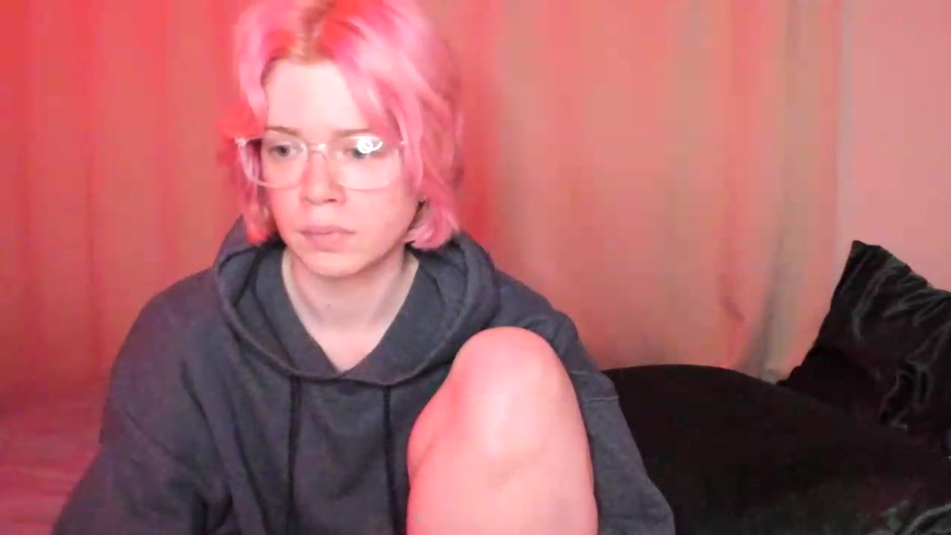Gallery image thumbnail from wrong_room's myfreecams stream on, 09/12/2026, 18:26 image 5 of 20