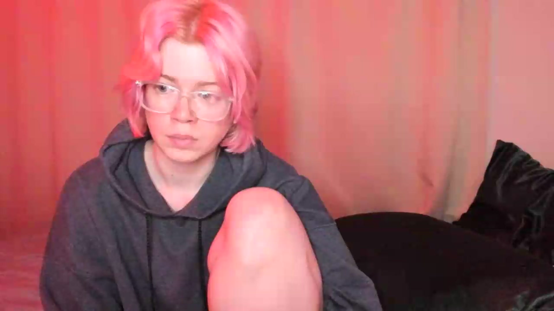 Gallery image thumbnail from wrong_room's myfreecams stream on, 09/12/2026, 18:26 image 10 of 20