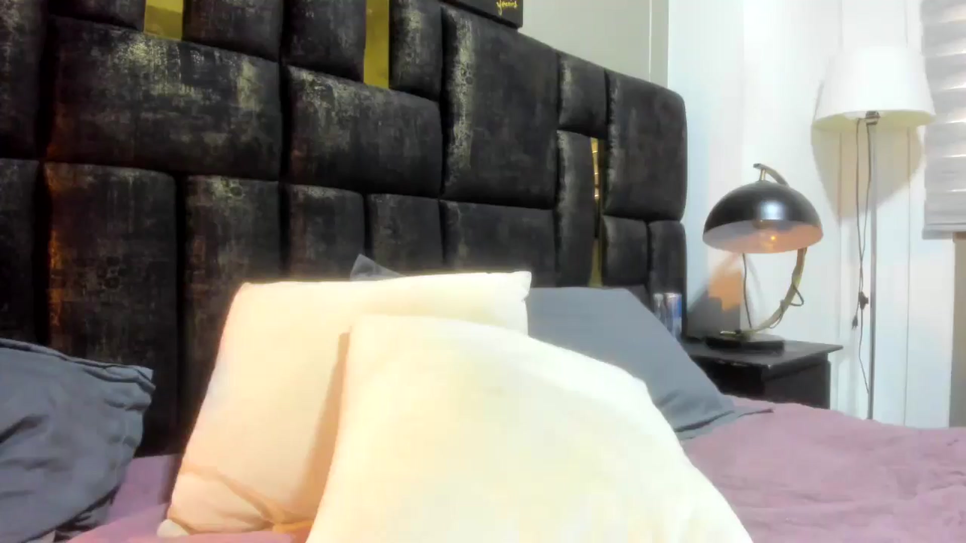Gallery image thumbnail from wuyny_'s myfreecams stream on, 03/08/2025, 18:49 image 20 of 20
