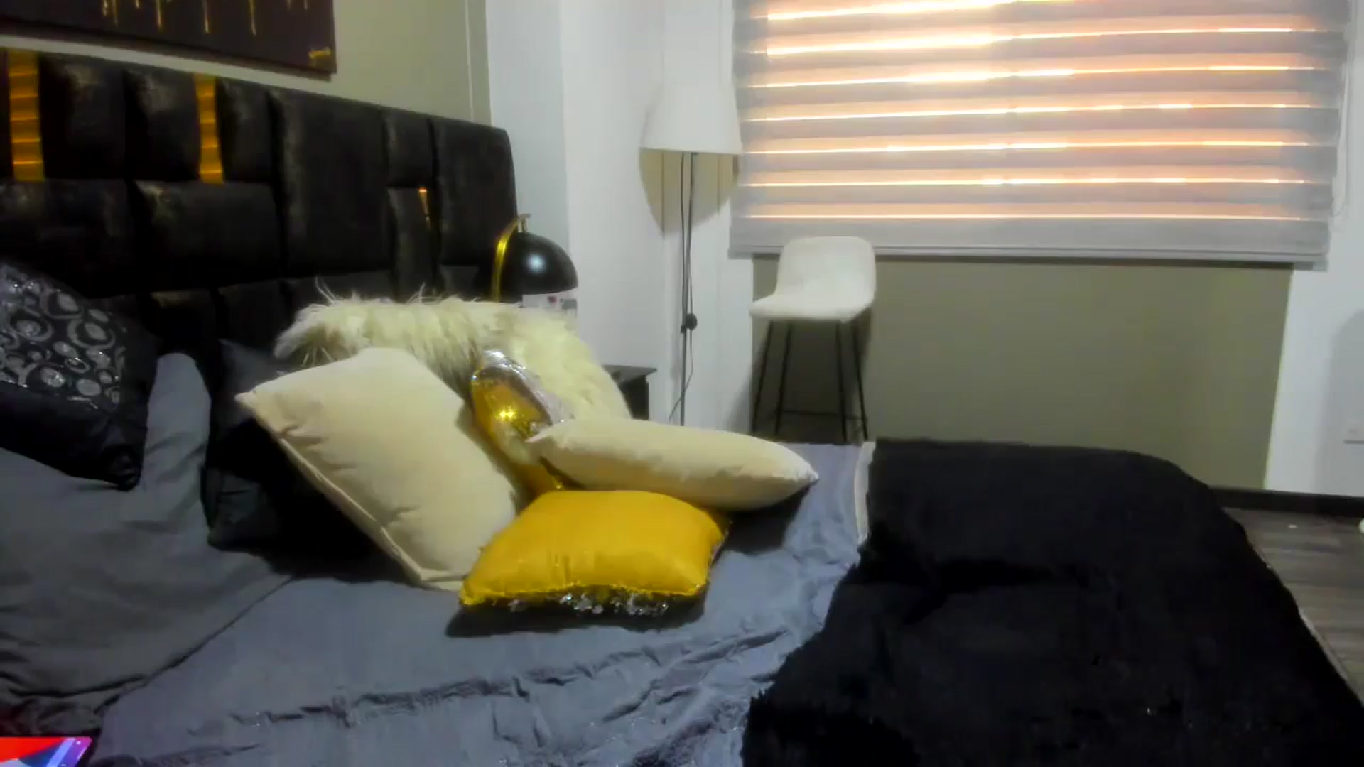 Gallery image thumbnail from wuyny_'s myfreecams stream on, 07/06/2025, 17:04 image 2 of 20