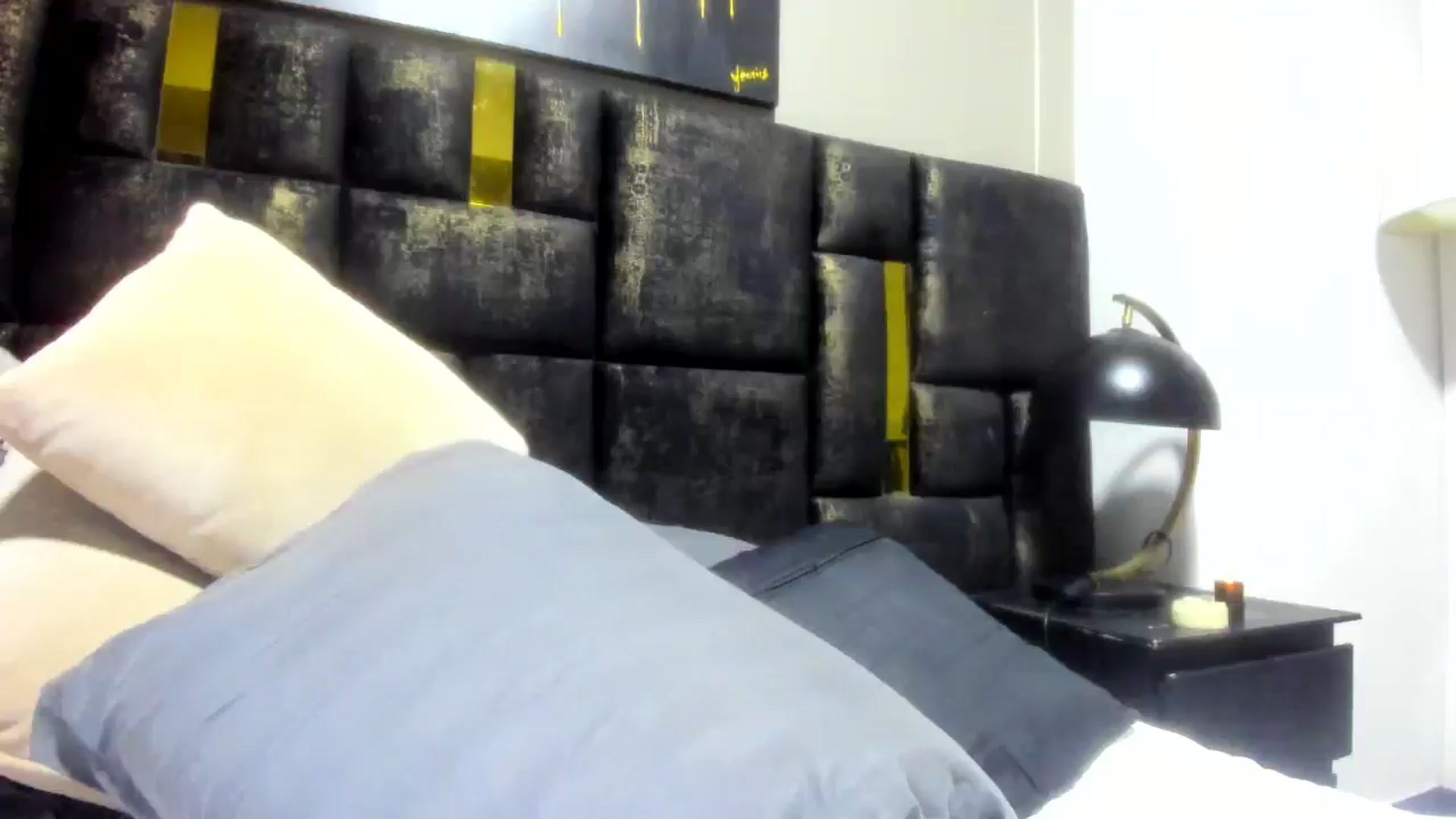 Gallery image thumbnail from wuyny_'s myfreecams stream on, 08/22/2025, 24:10 image 1 of 20