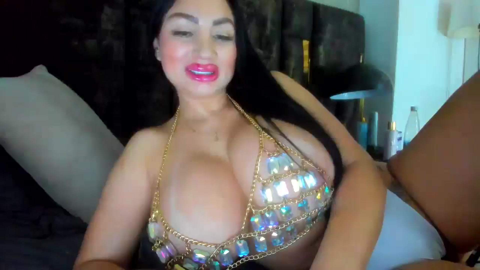 Gallery image thumbnail from wuyny_'s myfreecams stream on, 09/27/2025, 15:31 image 3 of 20