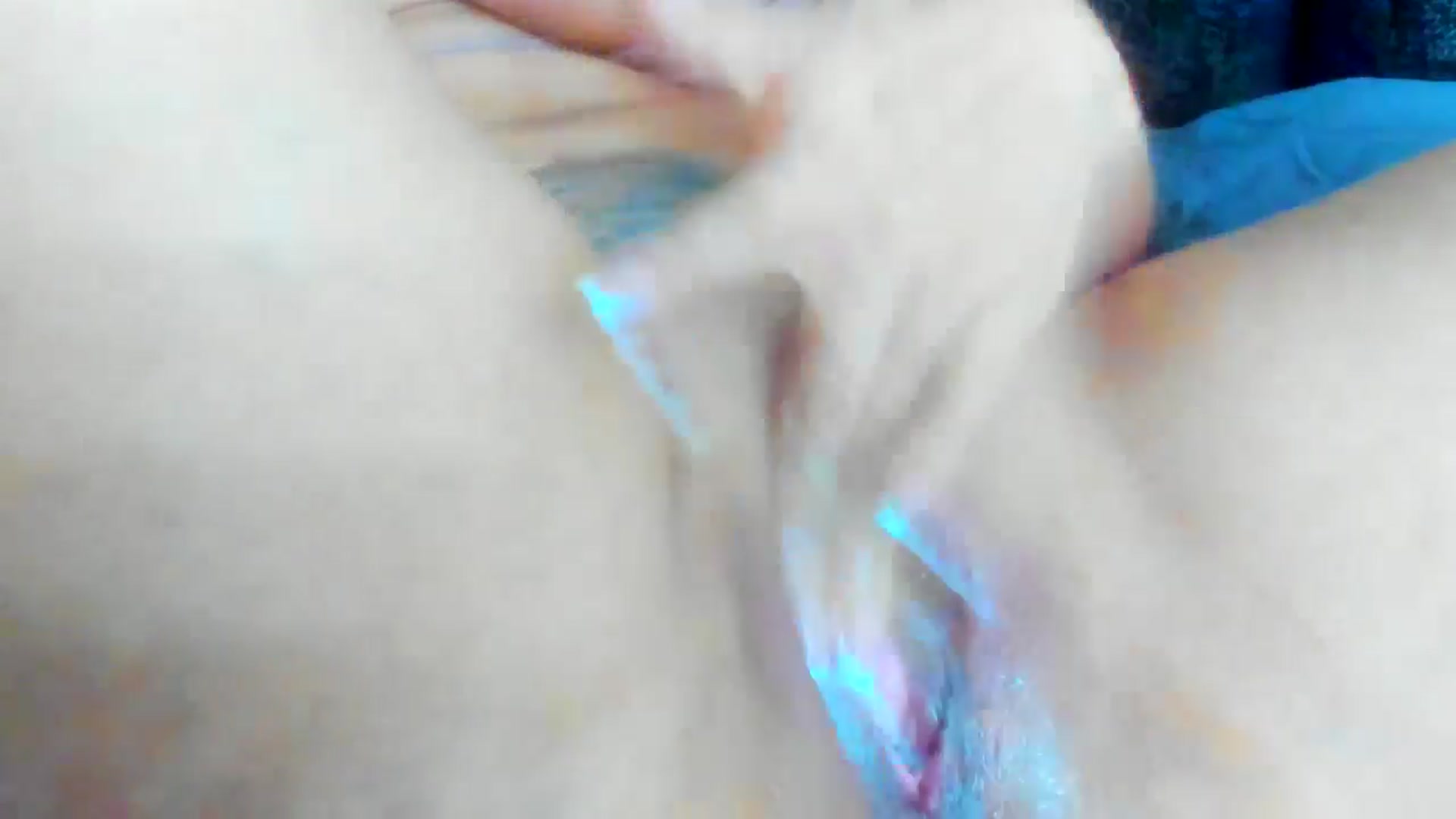 Gallery image thumbnail from wuyny_'s myfreecams stream on, 01/18/2026, 16:16 image 15 of 20
