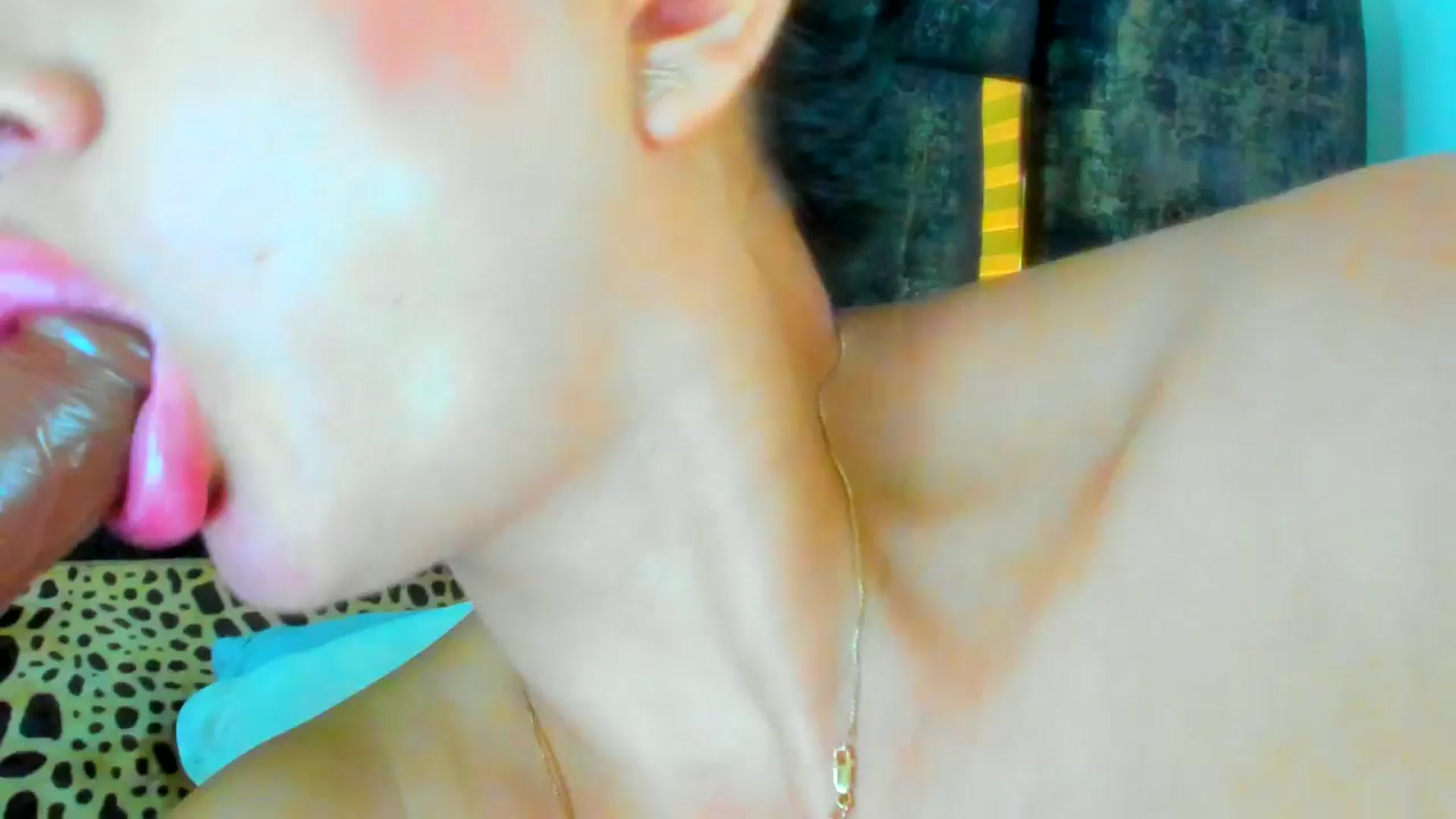 Gallery image thumbnail from wuyny_'s myfreecams stream on, 04/11/2026, 17:47 image 14 of 20