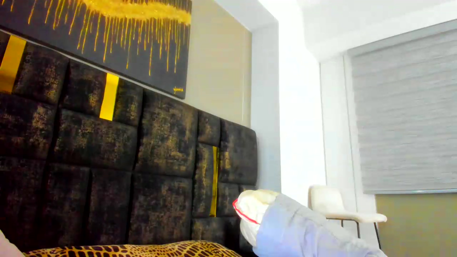 Gallery image thumbnail from wuyny_'s myfreecams stream on, 05/27/2026, 24:48 image 19 of 20